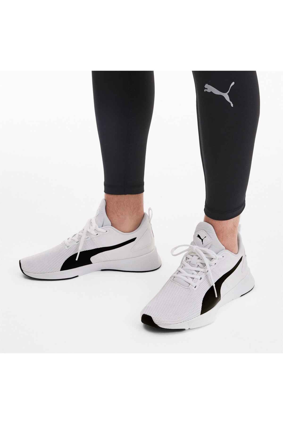 Flyer Runner Sneakers