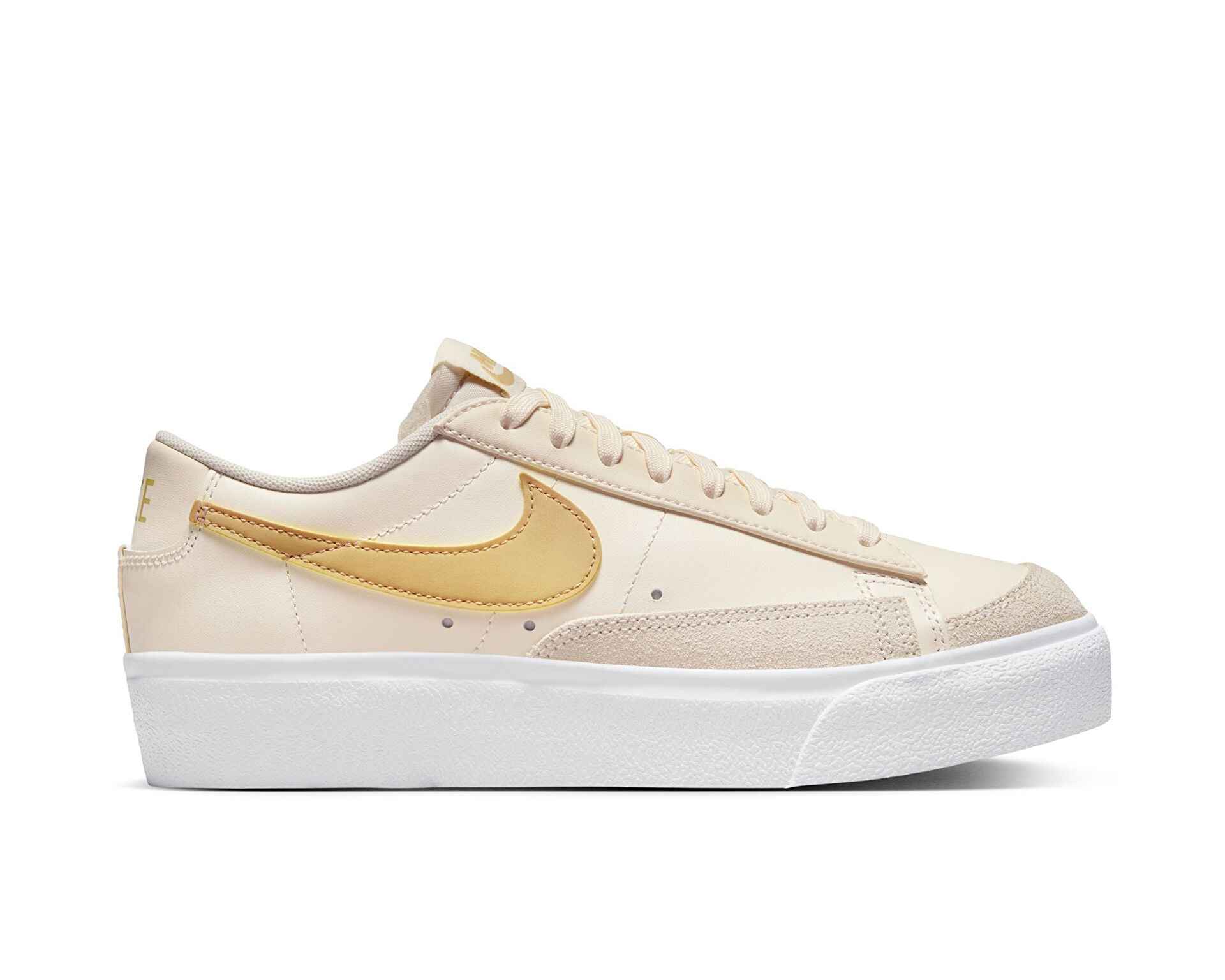 کفش های روزانه W Blazer Low Platform