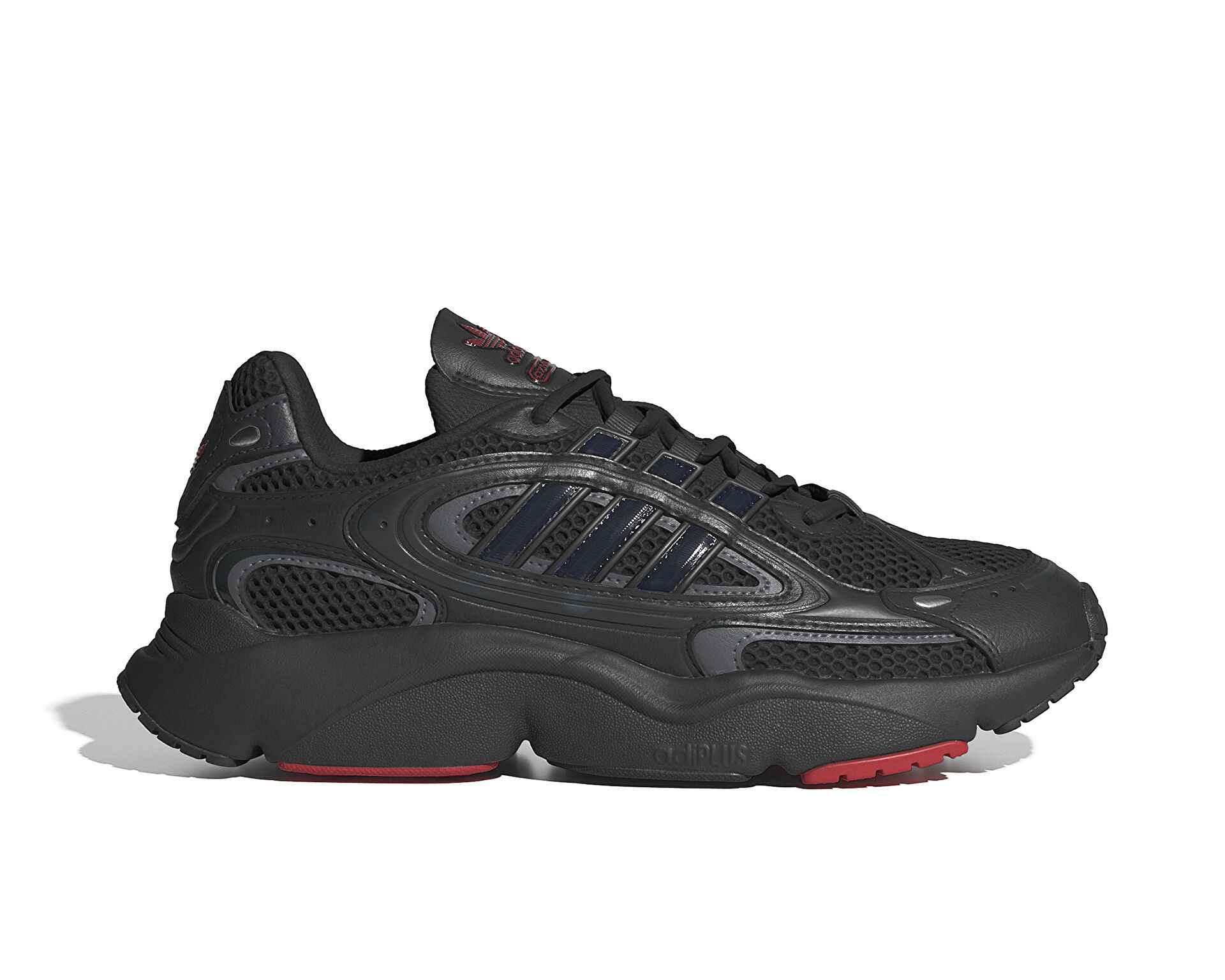 کفش های روزانه Adidas Ozmillen