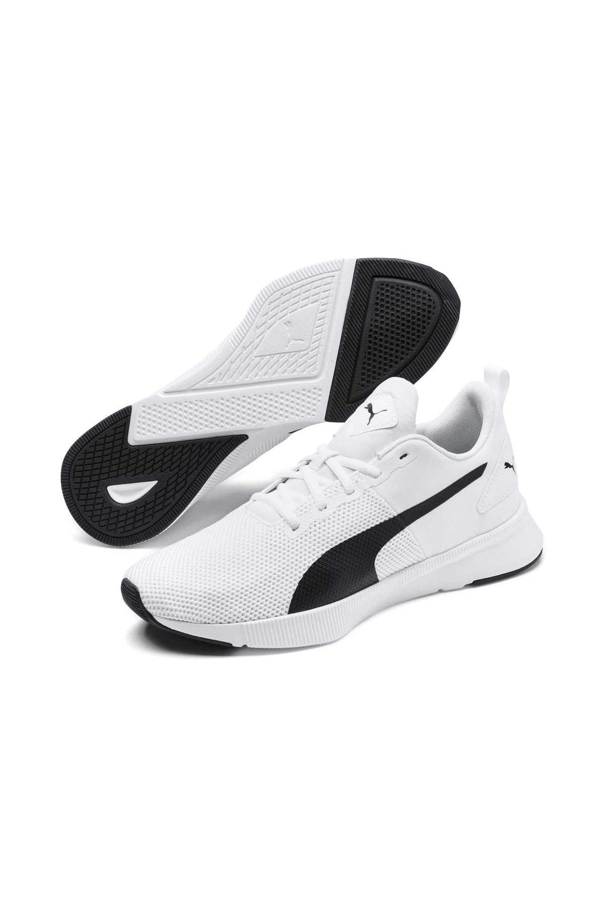 Flyer Runner Sneakers