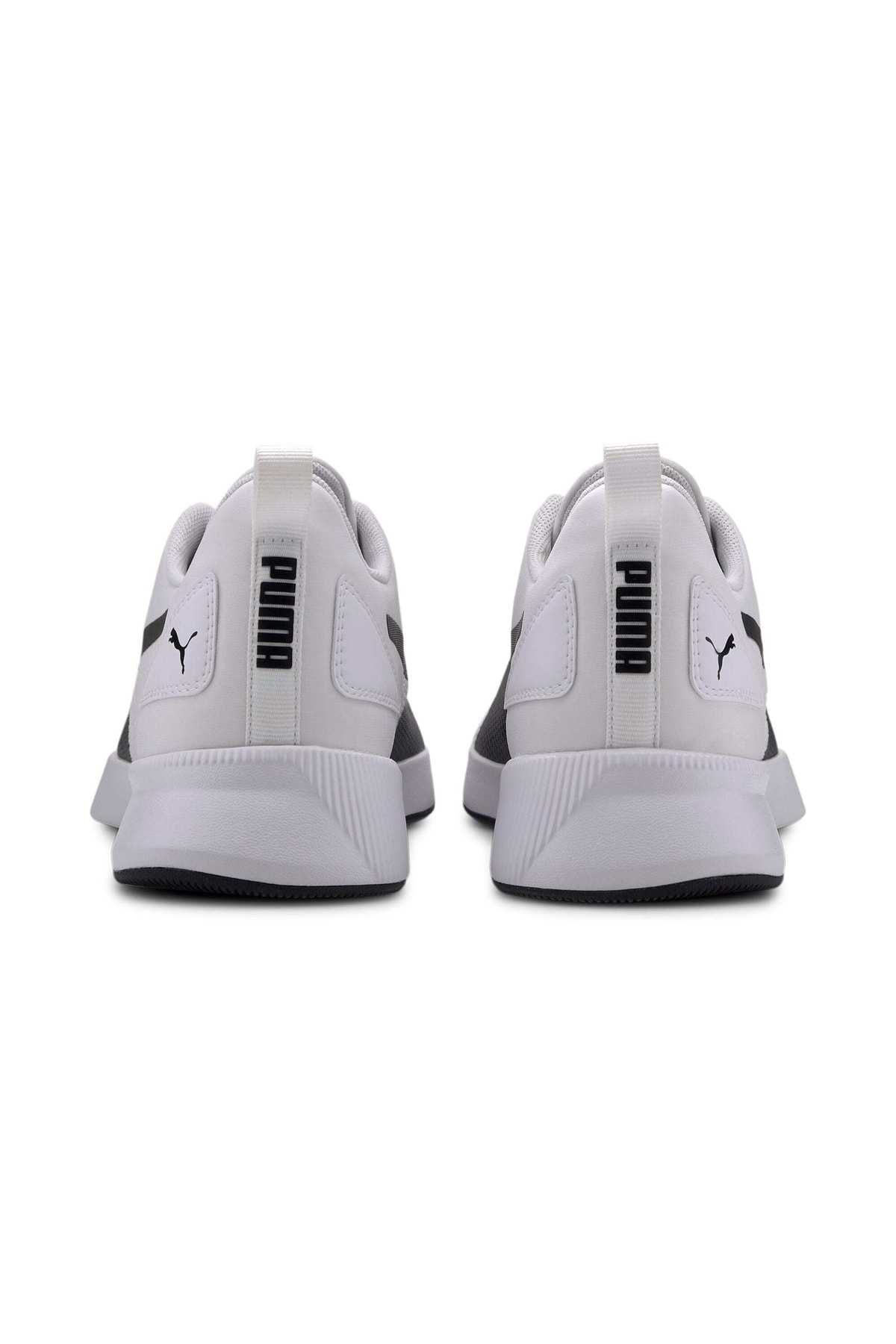 Flyer Runner Sneakers
