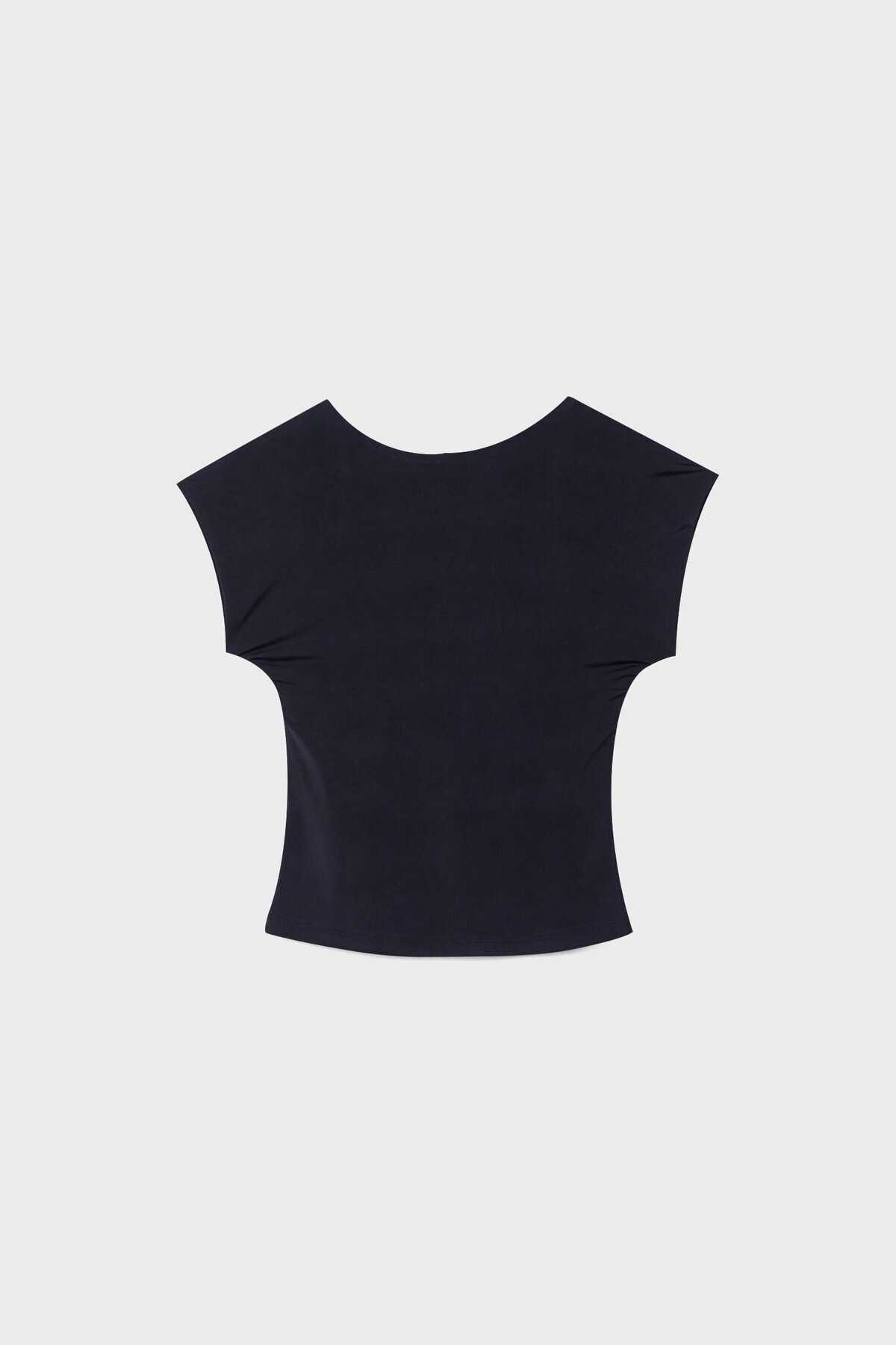 تیشرت کوتاه