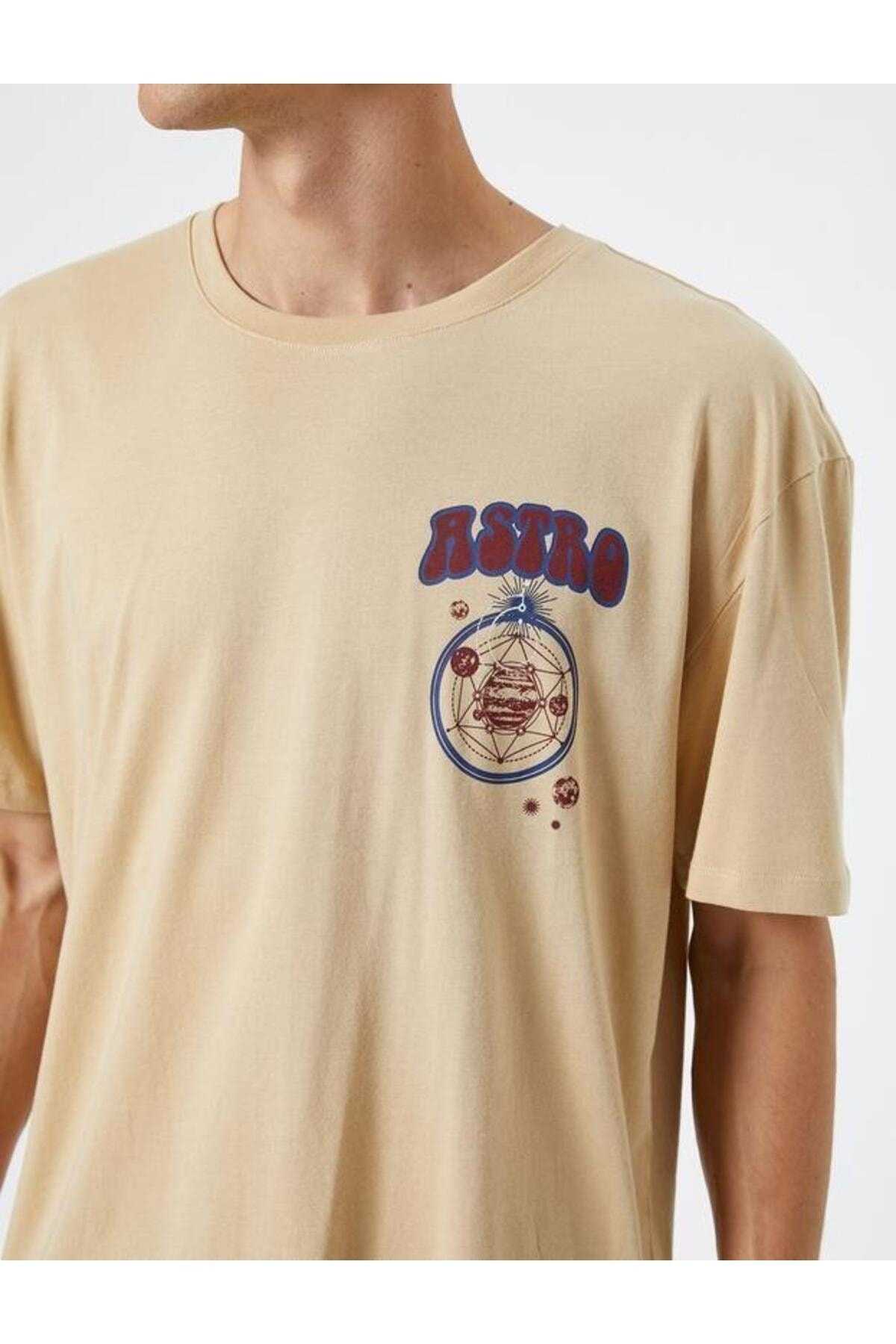 آستین کوتاه تیشرت سایز بزرگ با یقه خدمه چاپ شده