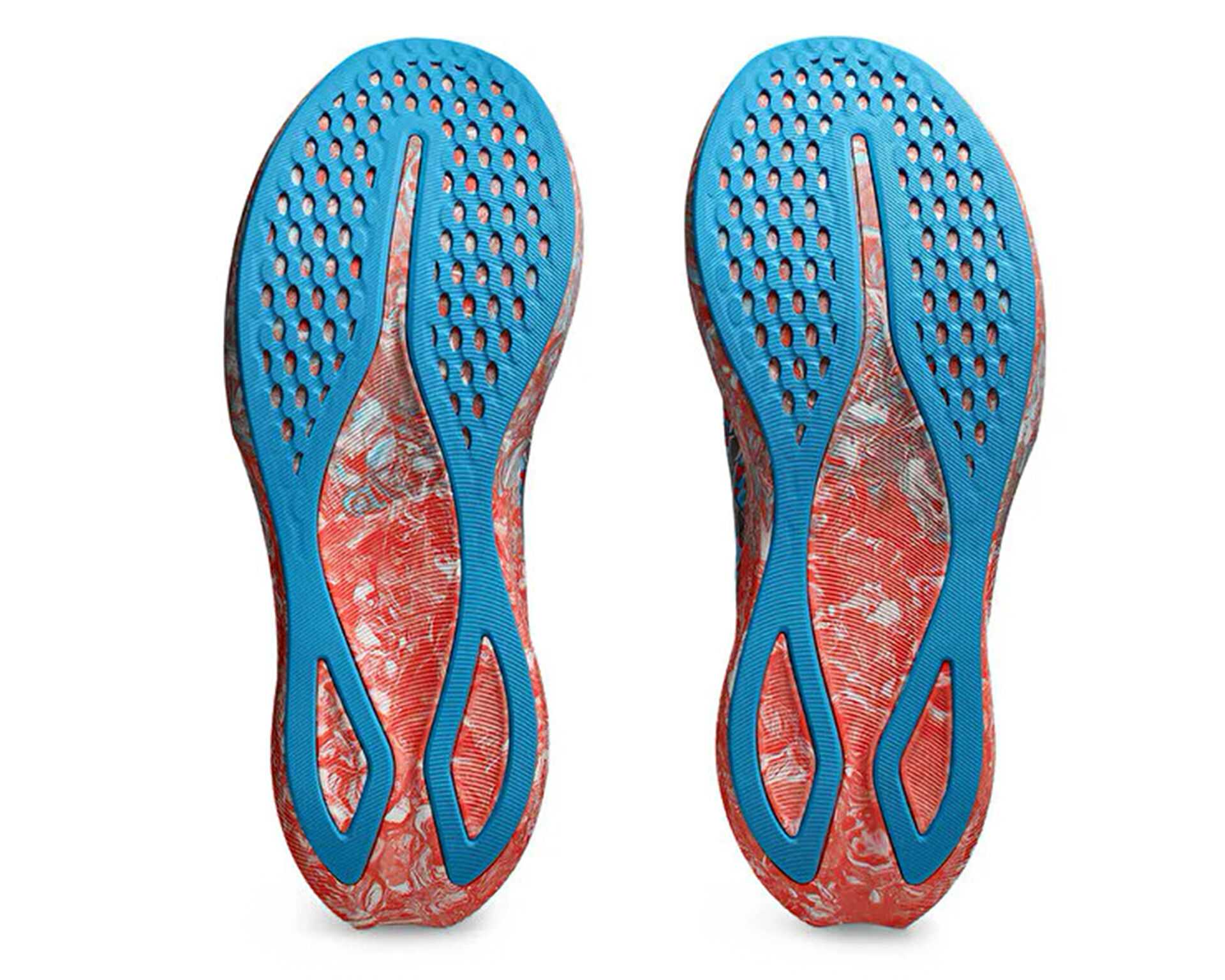 کفش دویدن Asics Noosa Tri 16