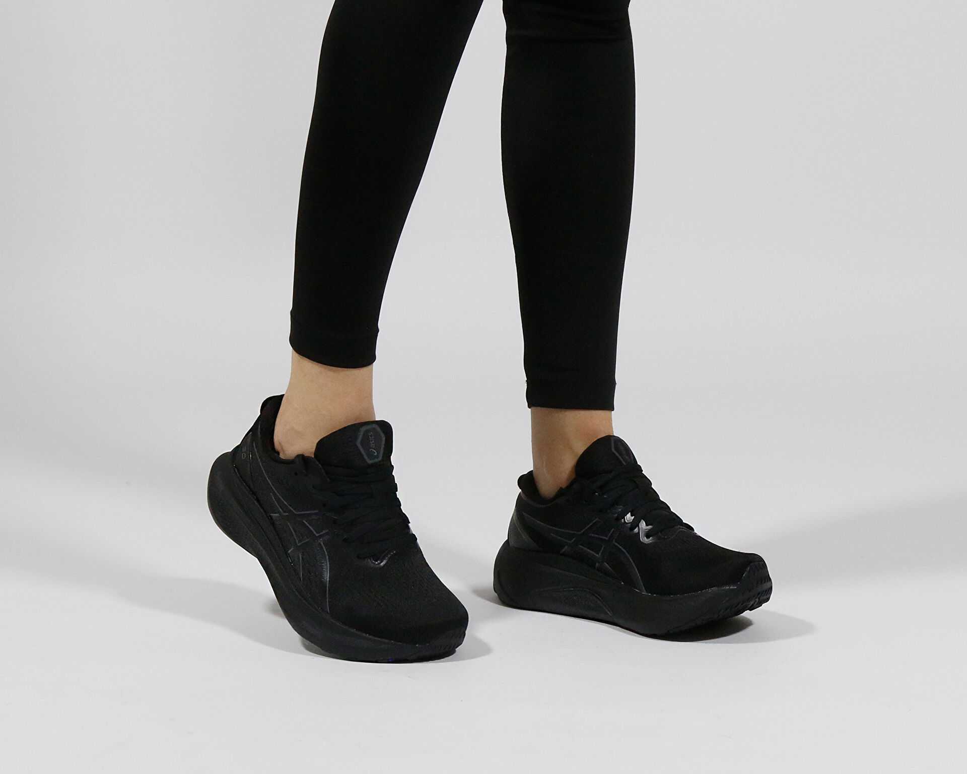 کفش دویدن Gel Kayano 30