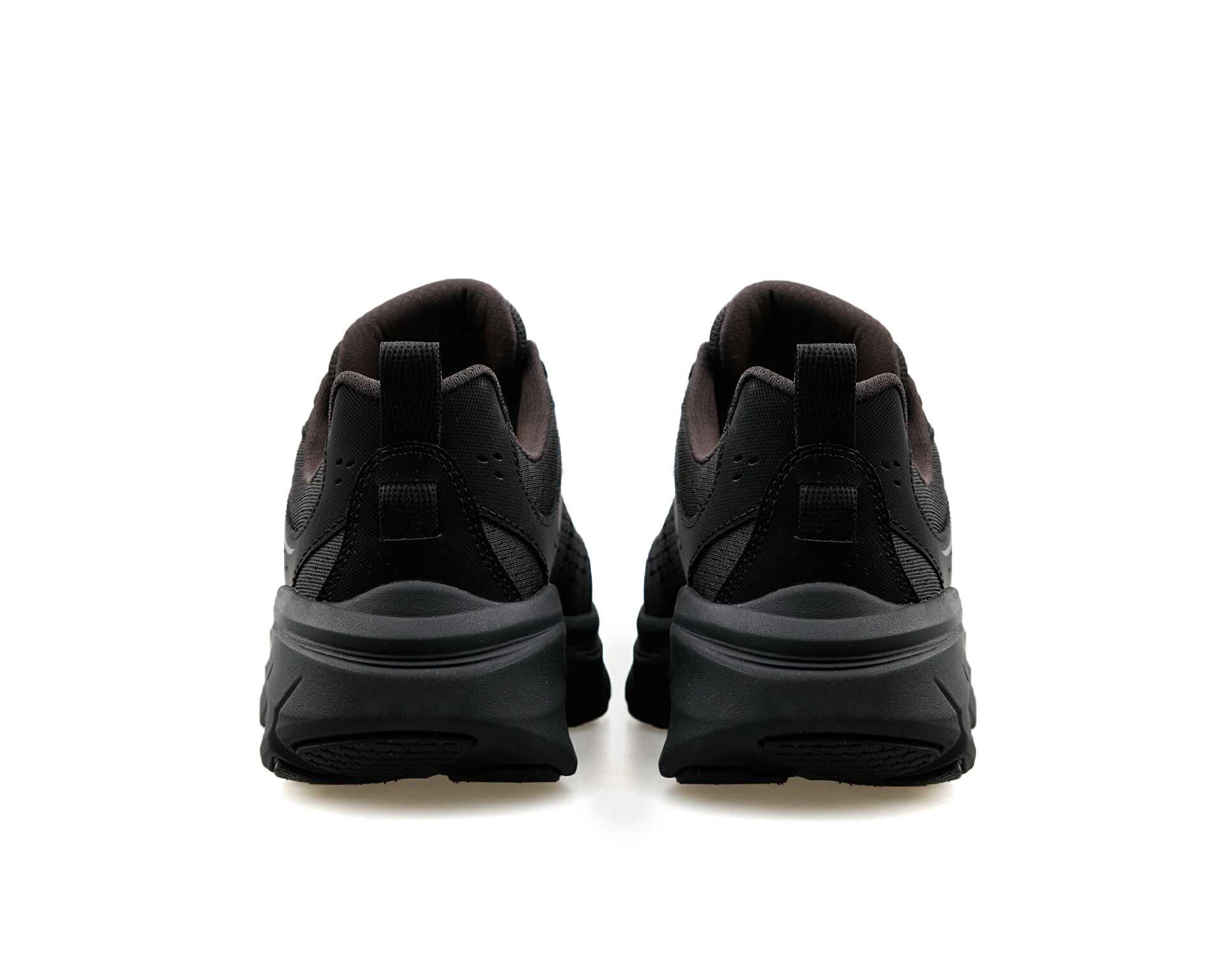 کفش های فضای باز Skechers Dlux Journey