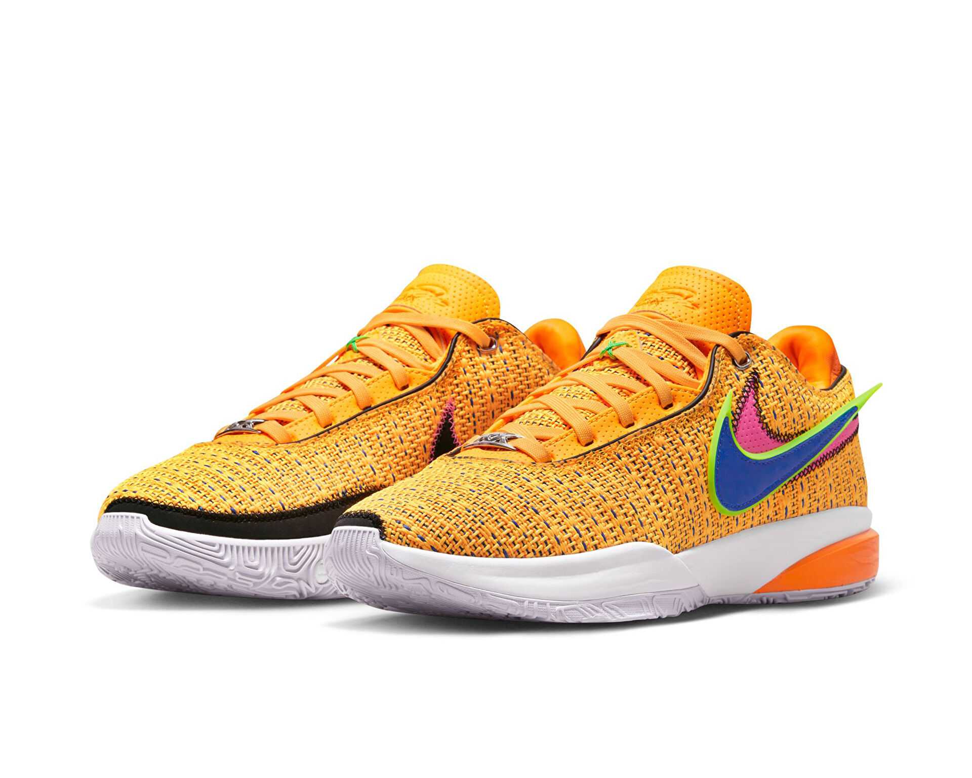 کفش های بسکتبال Lebron Xx