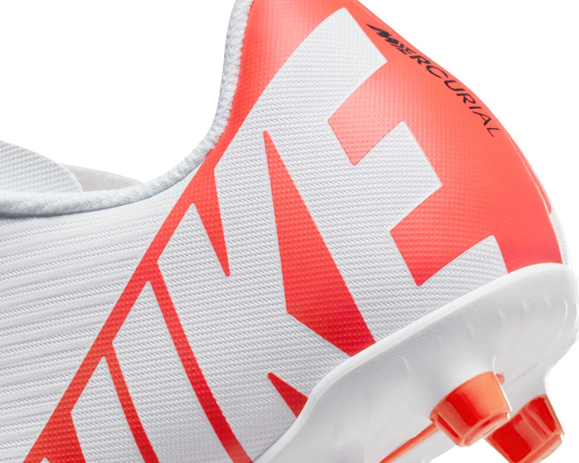 کفش فوتبال چمن جوان Jr Mercurial Vapor 15 Club Fg/Mg