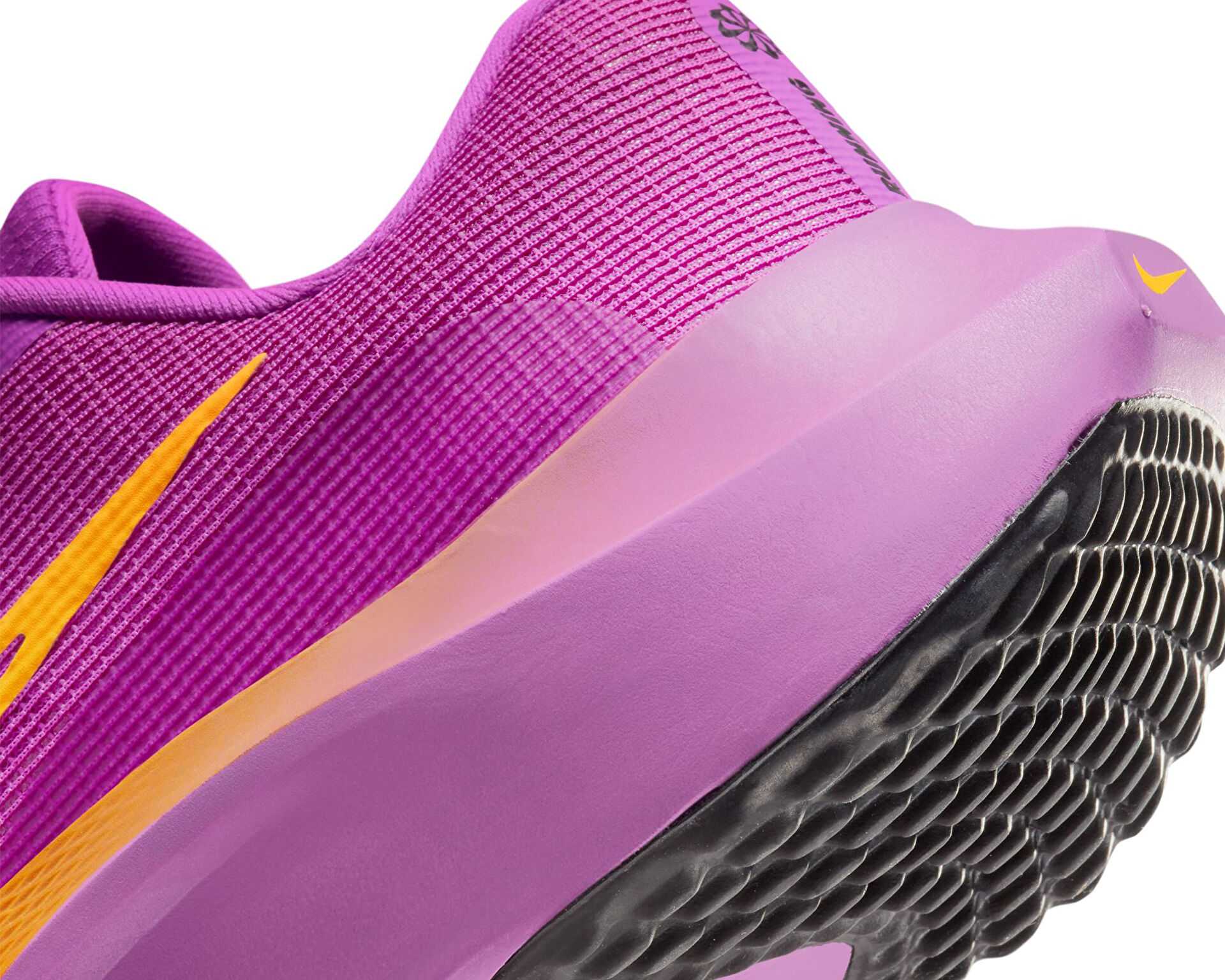 کفش دویدن Wmns Zoom Fly 5