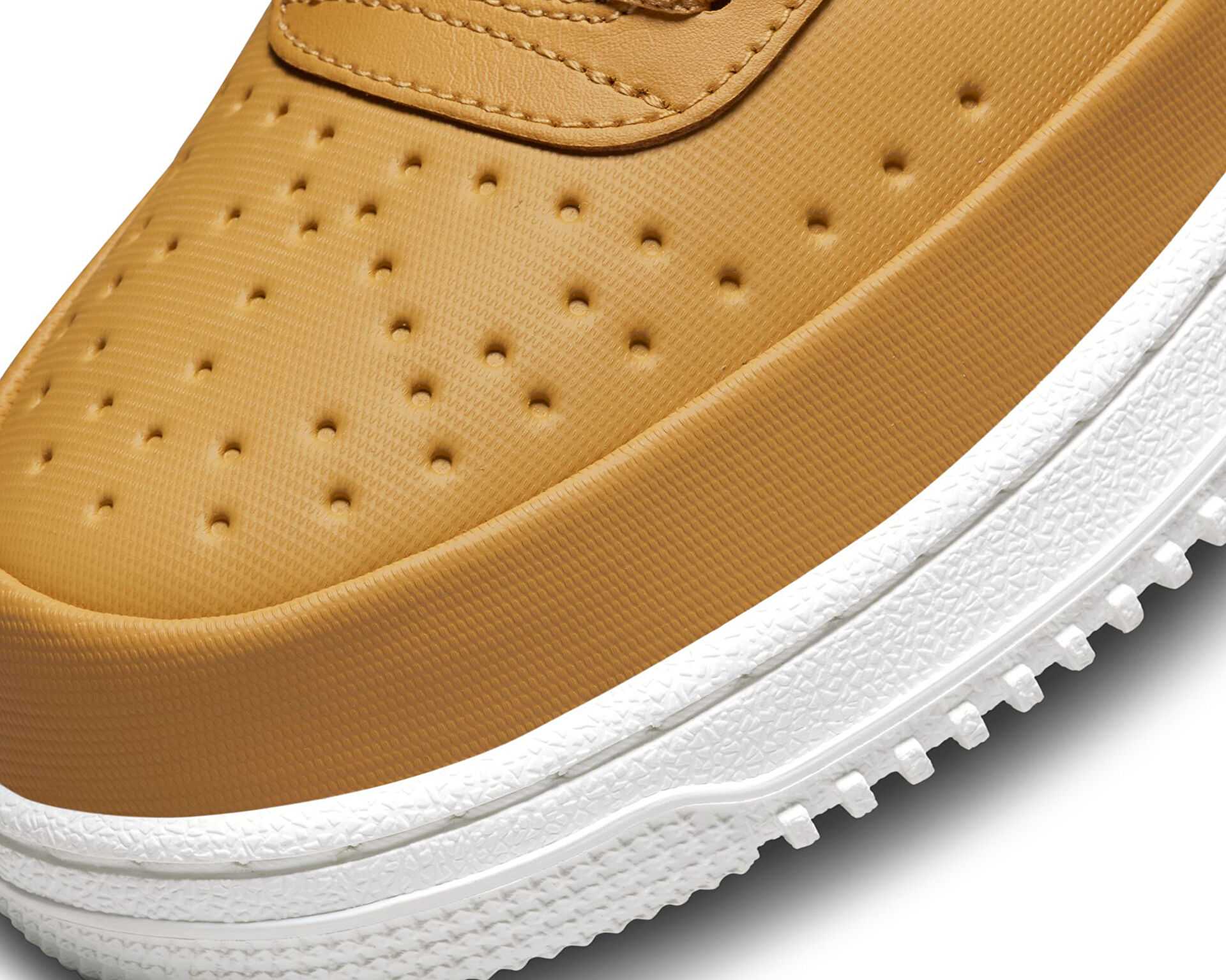 کفش های روزانه Nike Court Vision Mid Winter