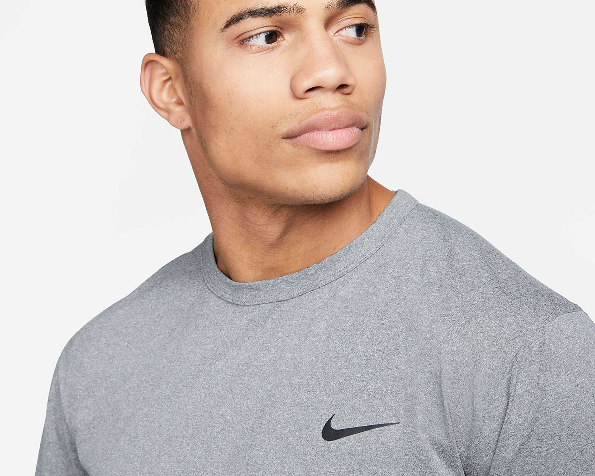 تیشرت آموزشی Nike Dri-Fit Uv Hyverse