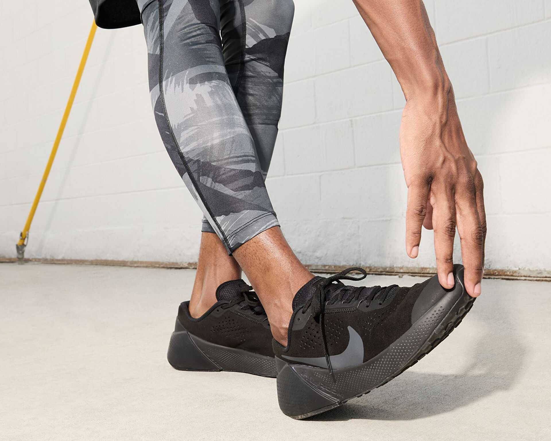 کفش دویدن M Air Zoom Tr 1