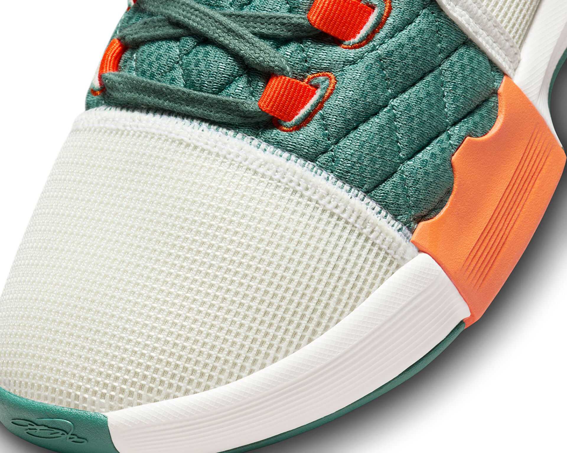 کفش های بسکتبال Lebron Witness 8