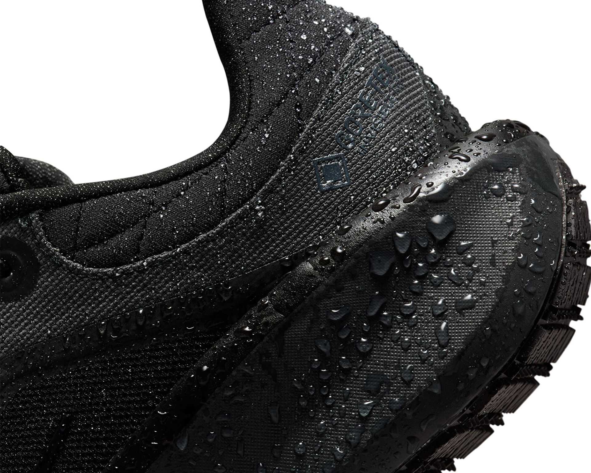 کفش دویدن Nike Winflo 11 Gore-Tex