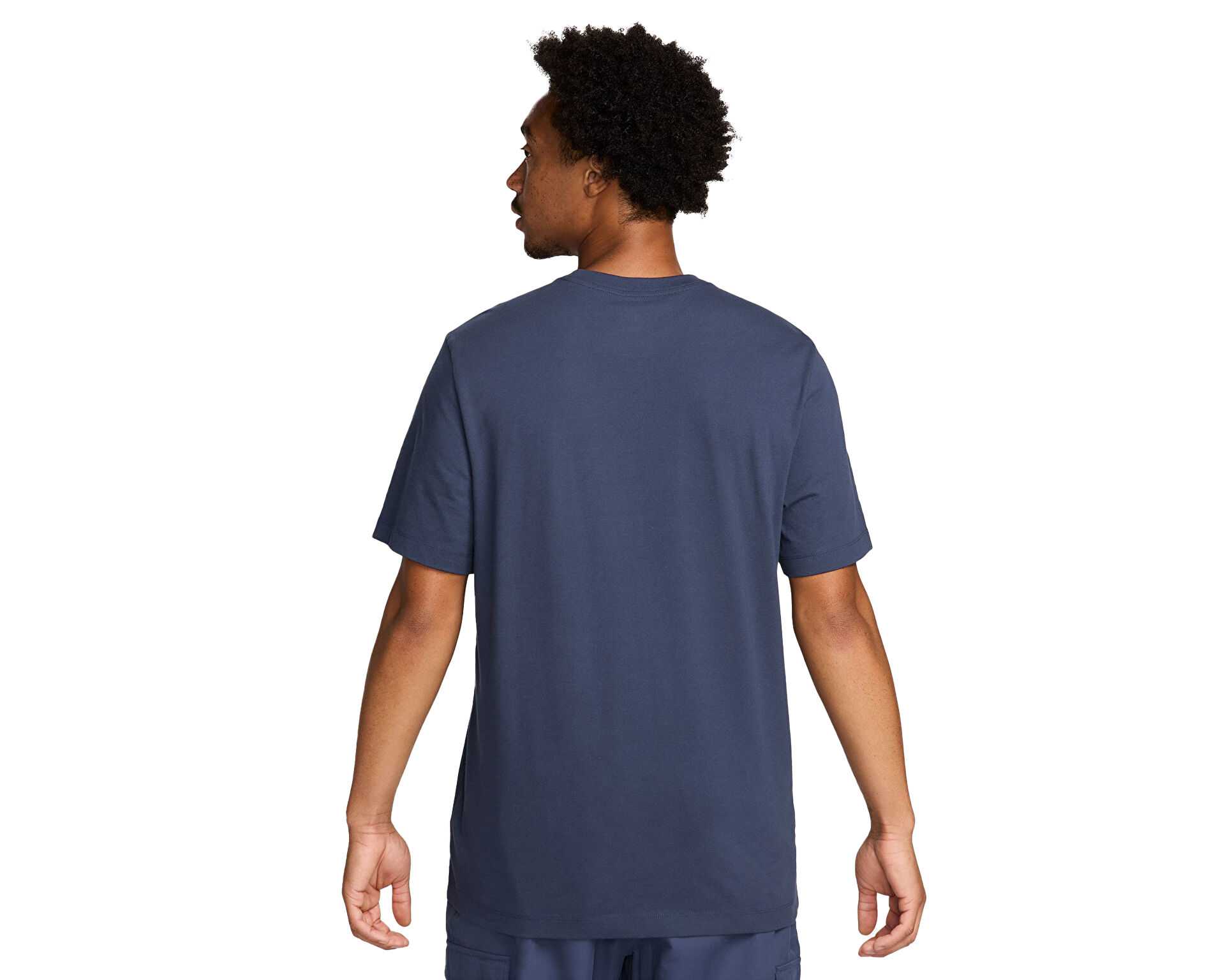 تیشرت روزانه Nike M Nsw Tee Fw Cnct