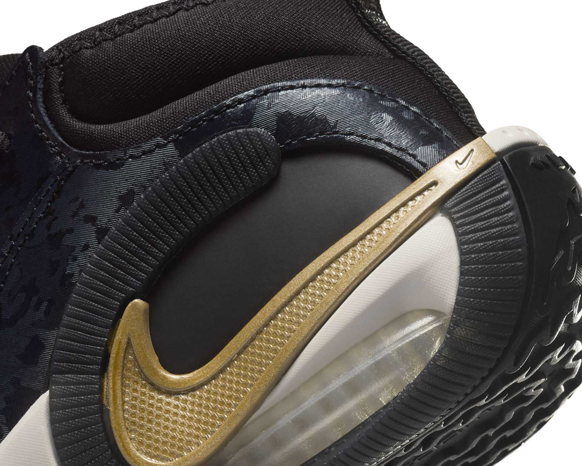 کفش بسکتبال جوانان Nike Air Zoom Crossover (Gs)