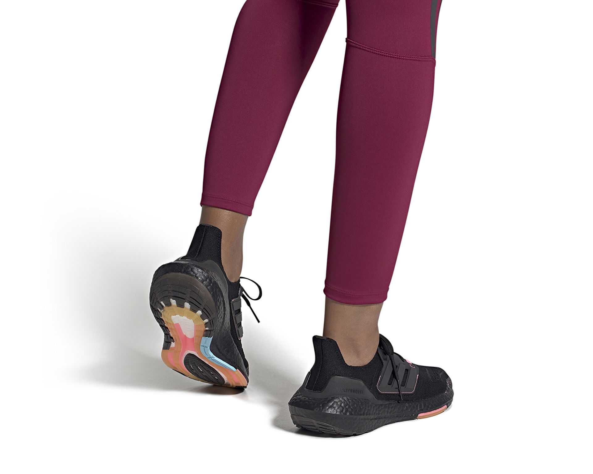 کفش دویدن Ultraboost 5.0 Dna W