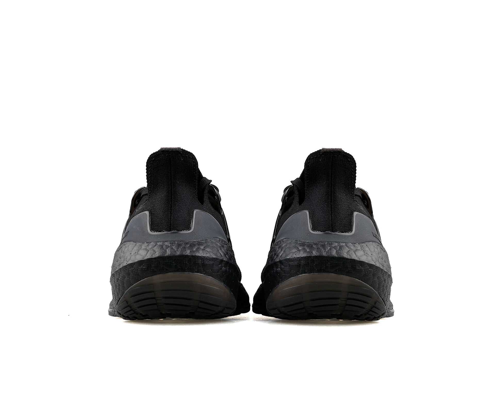 کفش دویدن Ultraboost Light X