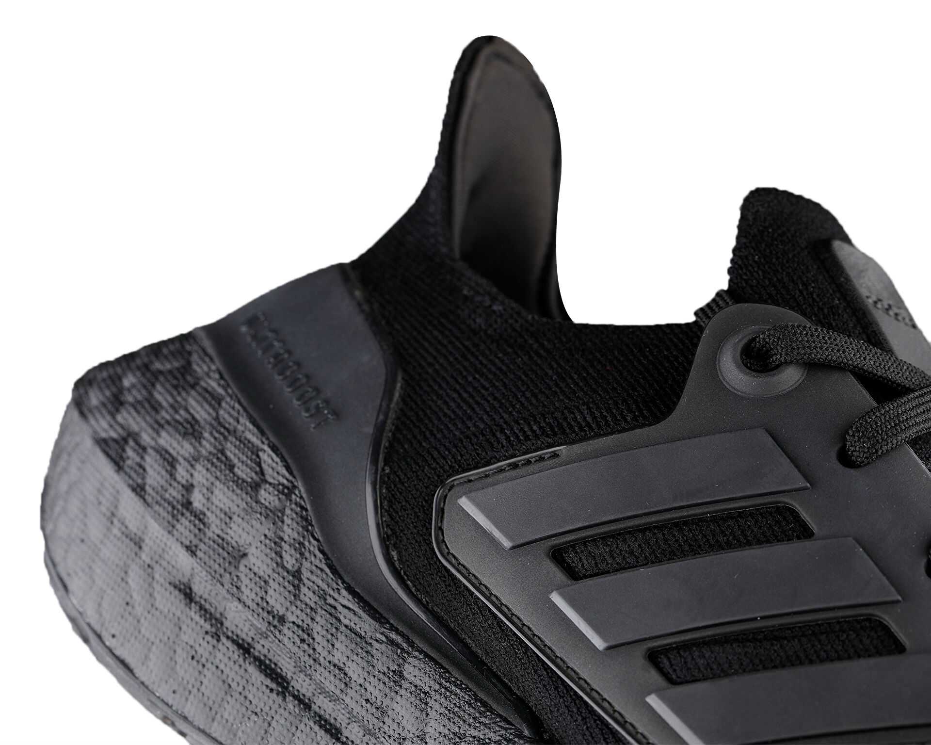 کفش دویدن Ultraboost Light X
