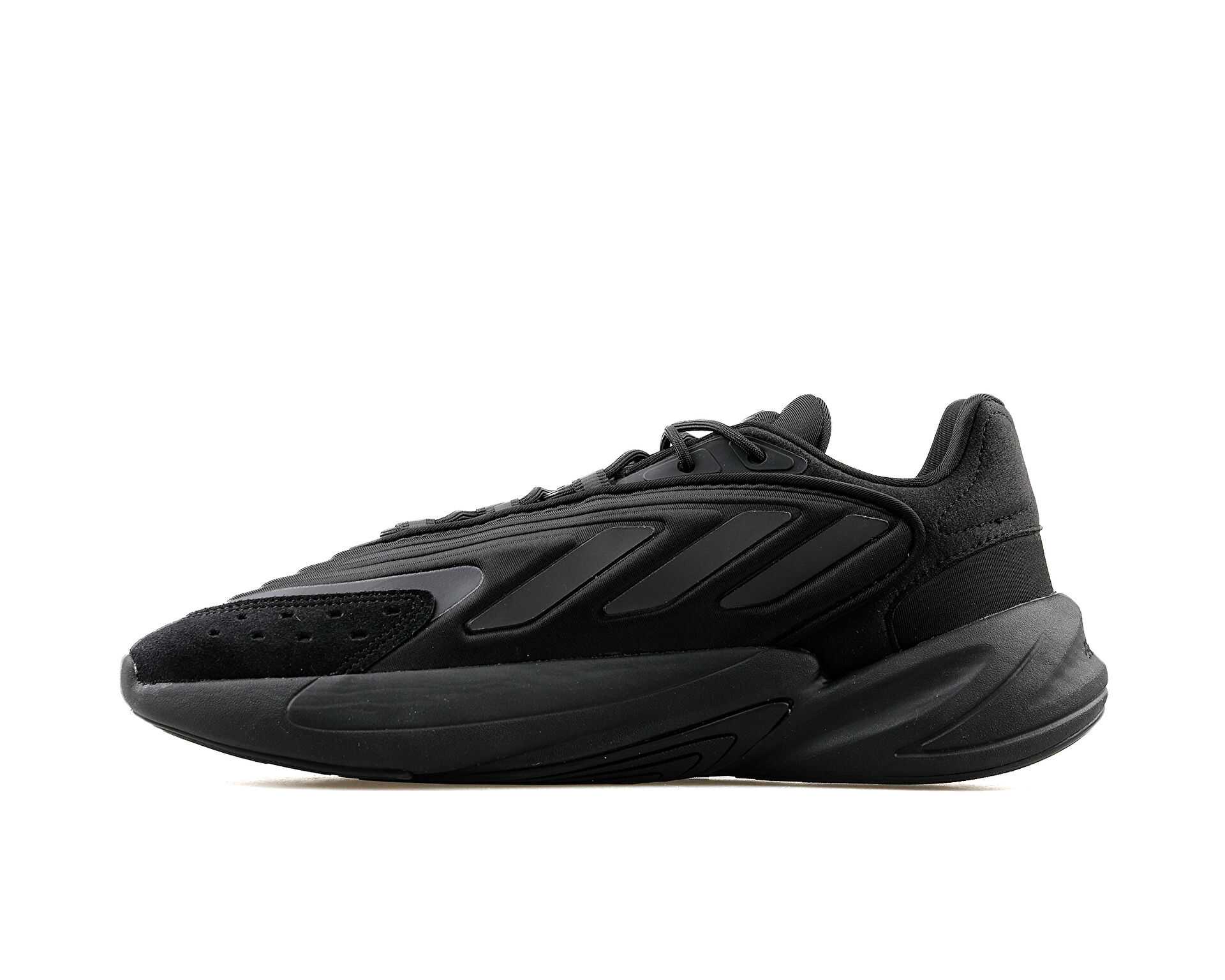 کفش های روزانه adidas Ozelia