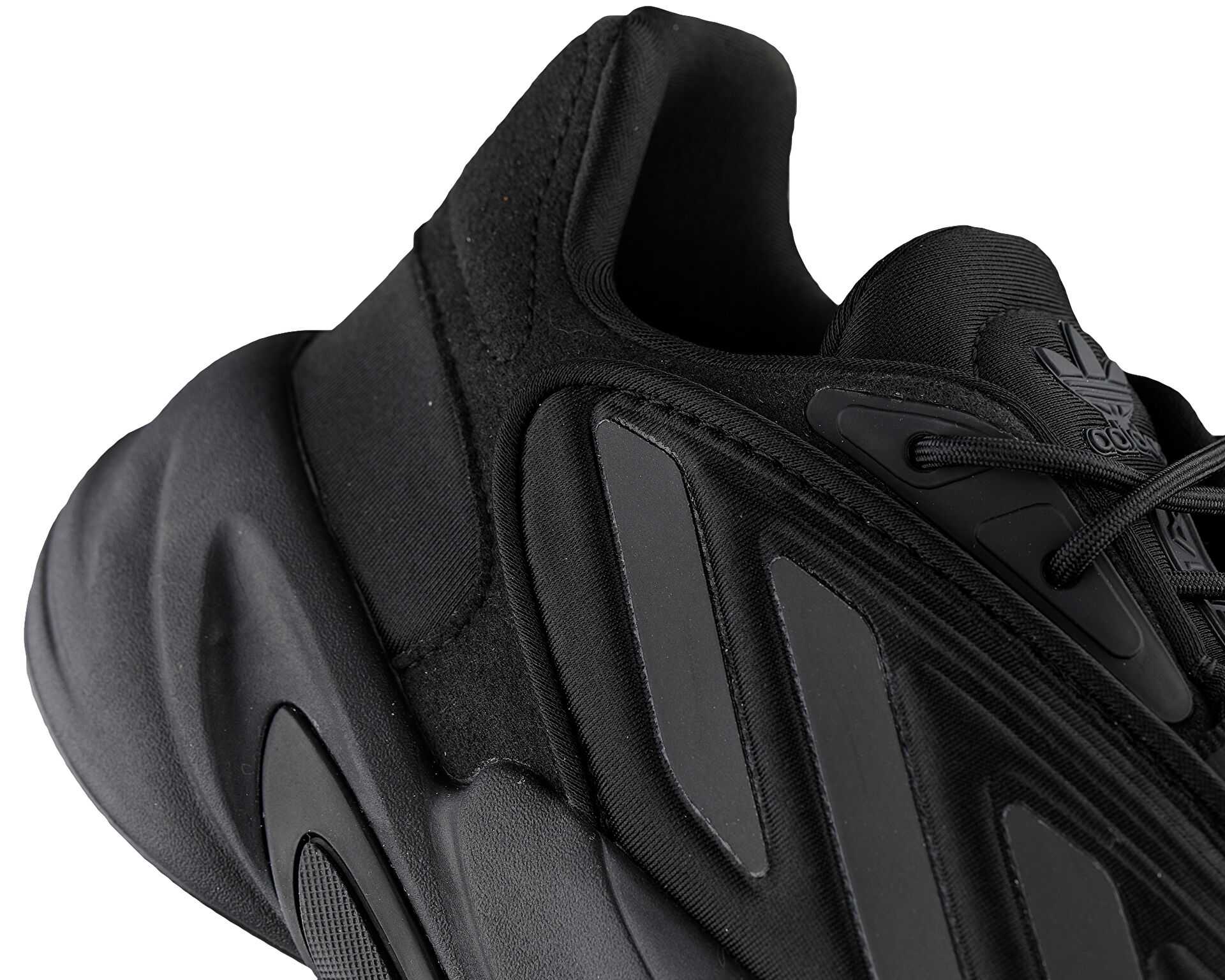 کفش های روزانه adidas Ozelia