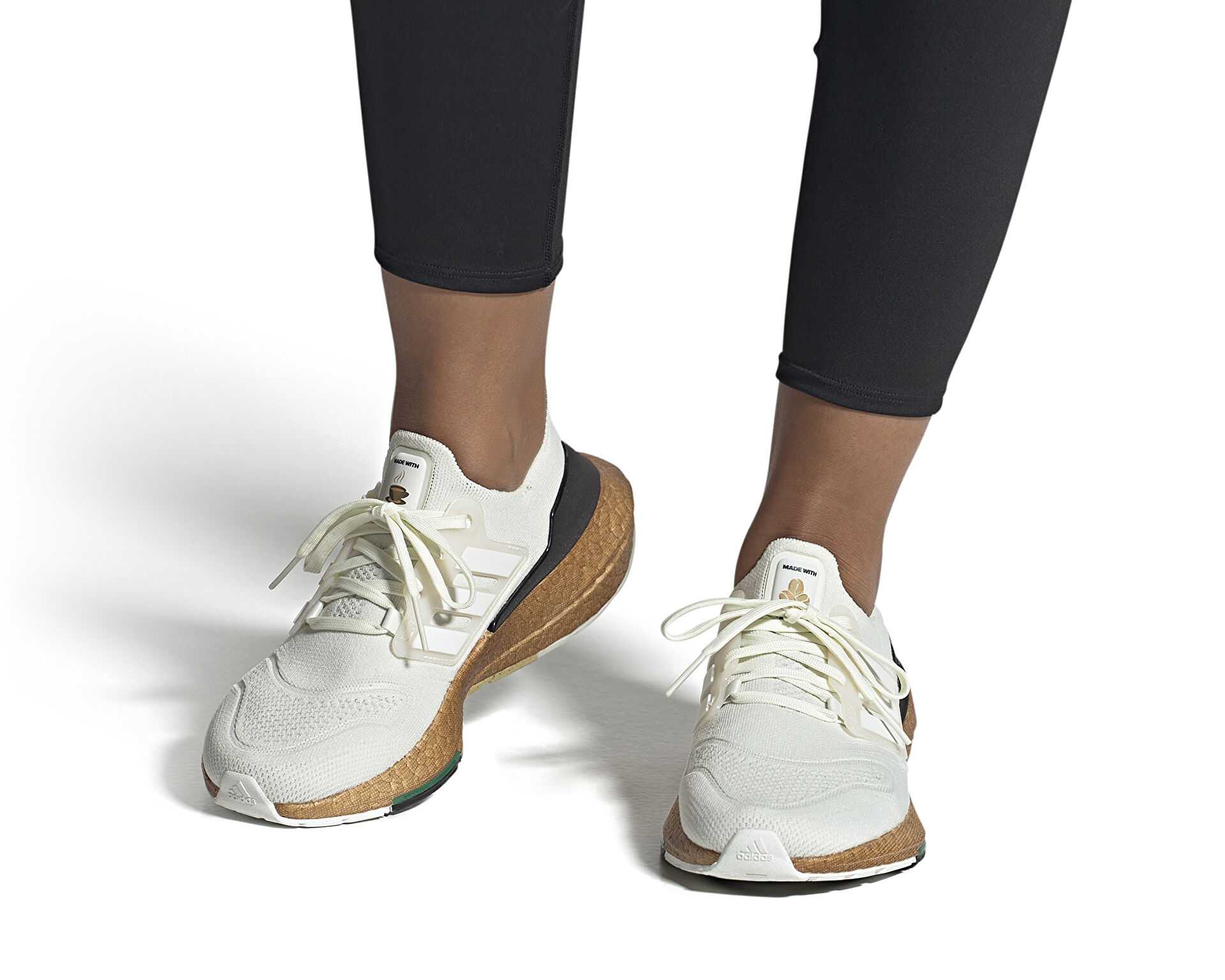 کفش دویدن Ultraboost 22 Made With Nature