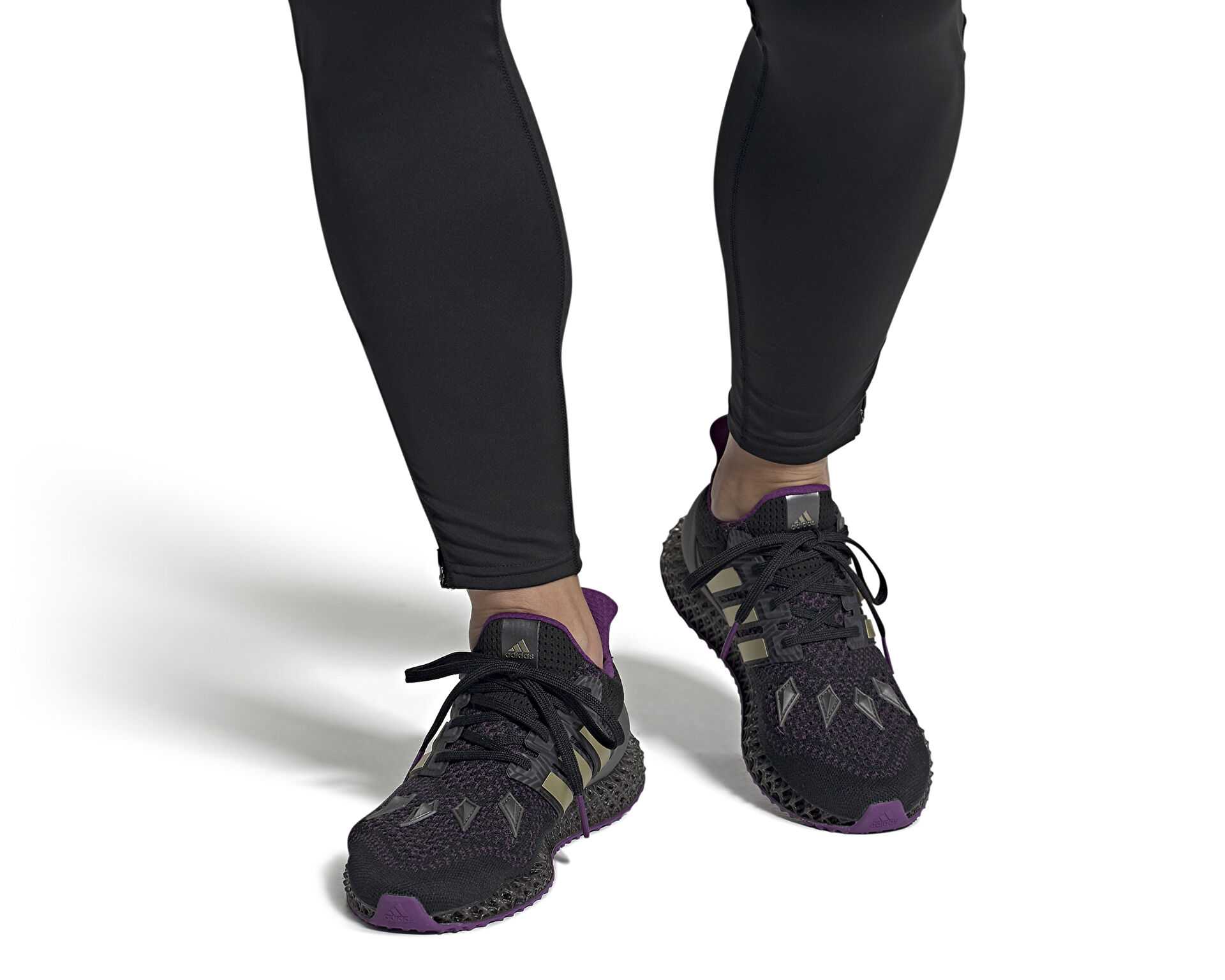 کفش دویدن Ultra 4D