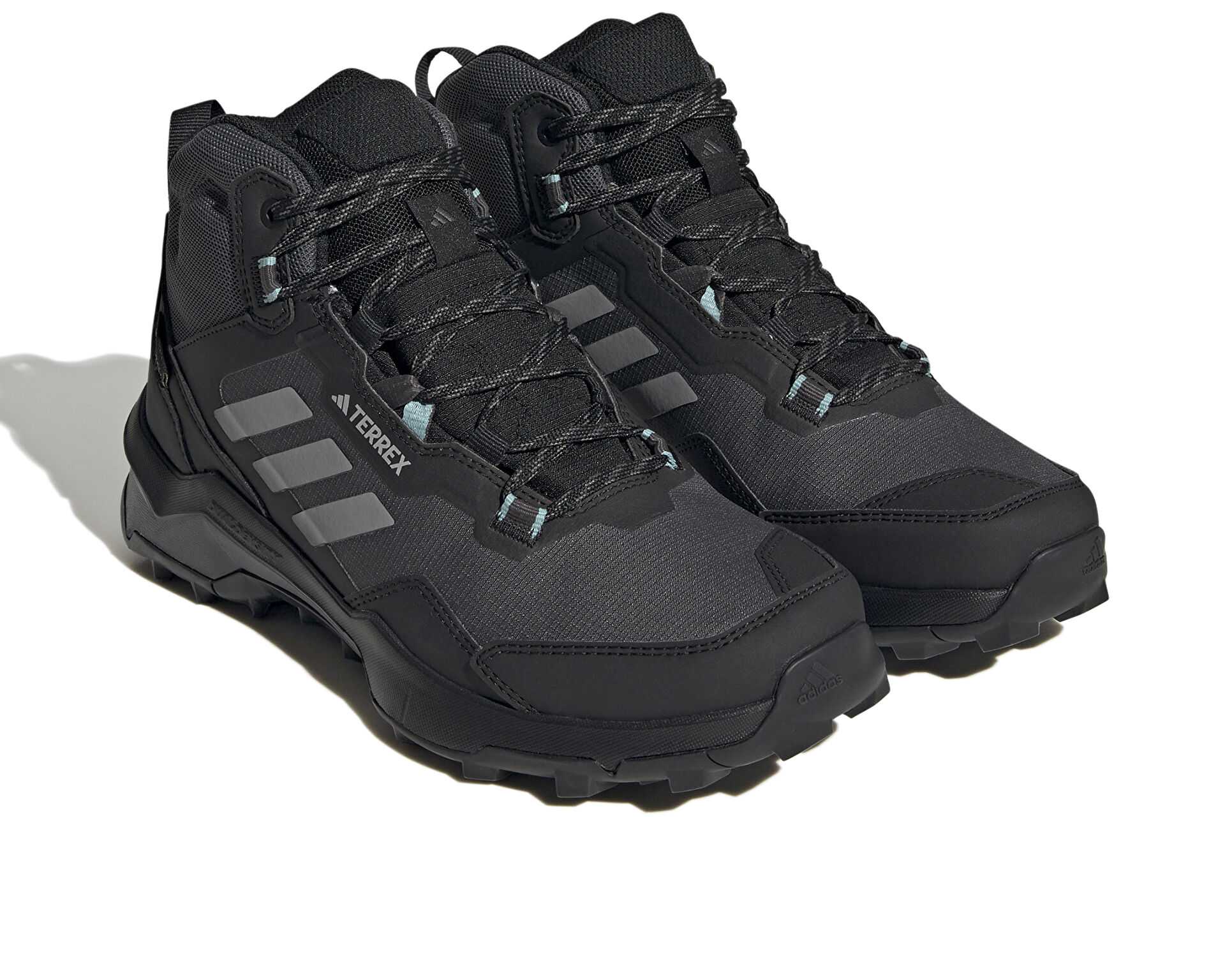 چکمه و کفش کوهنوردی Terrex Ax4 Mid Gtx W