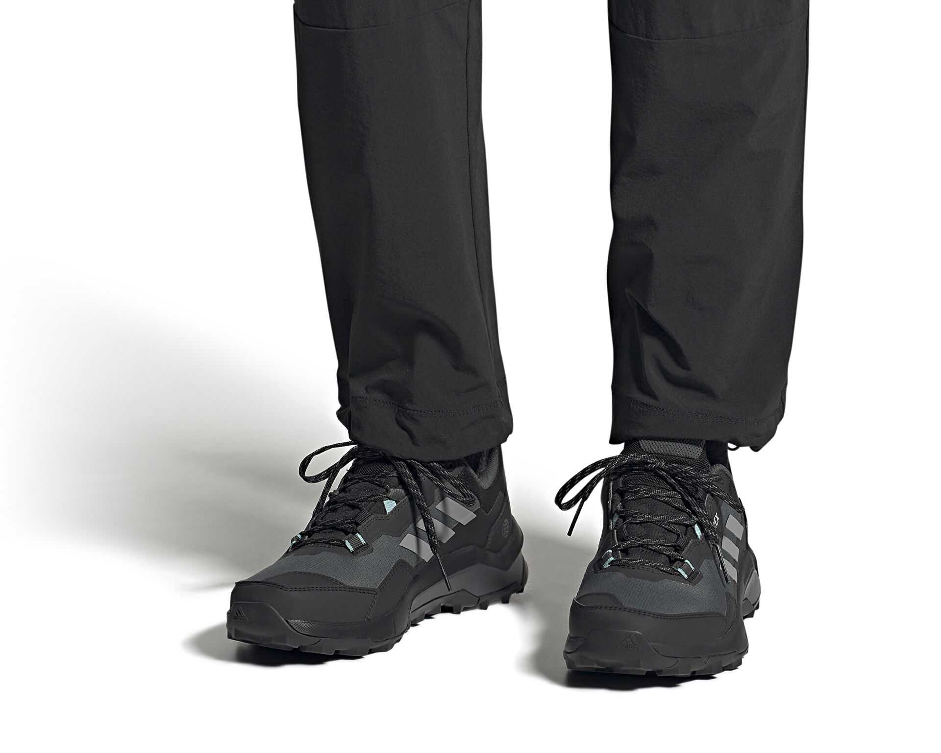 کفش های فضای باز Terrex Ax4 Gtx W