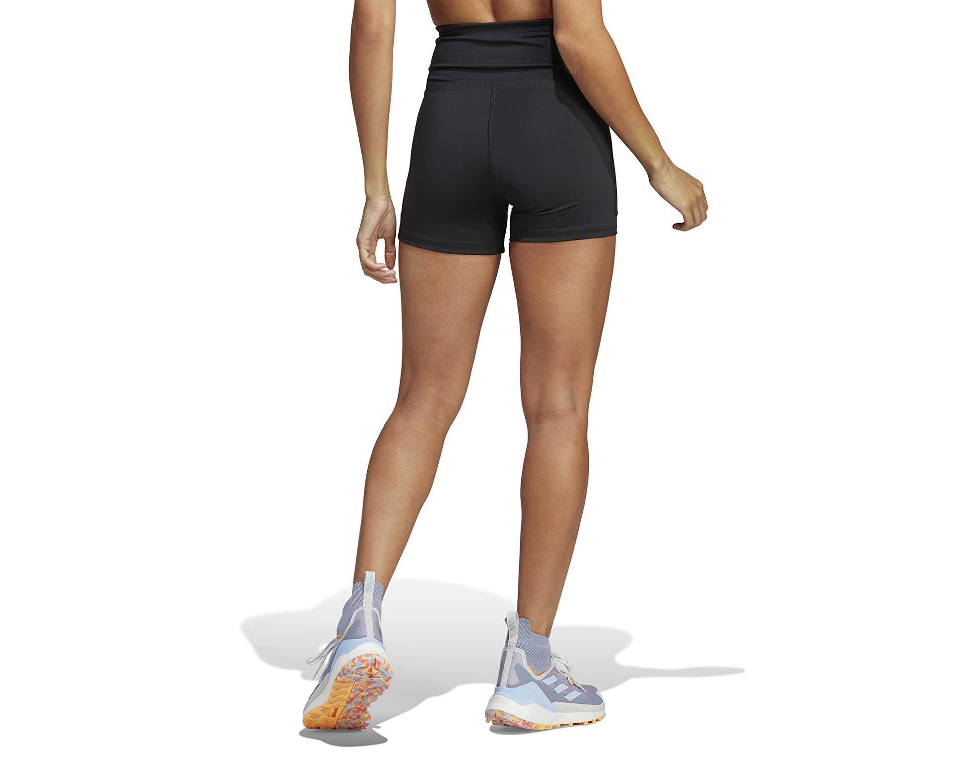 لباس ورزشی W Mt Shorts