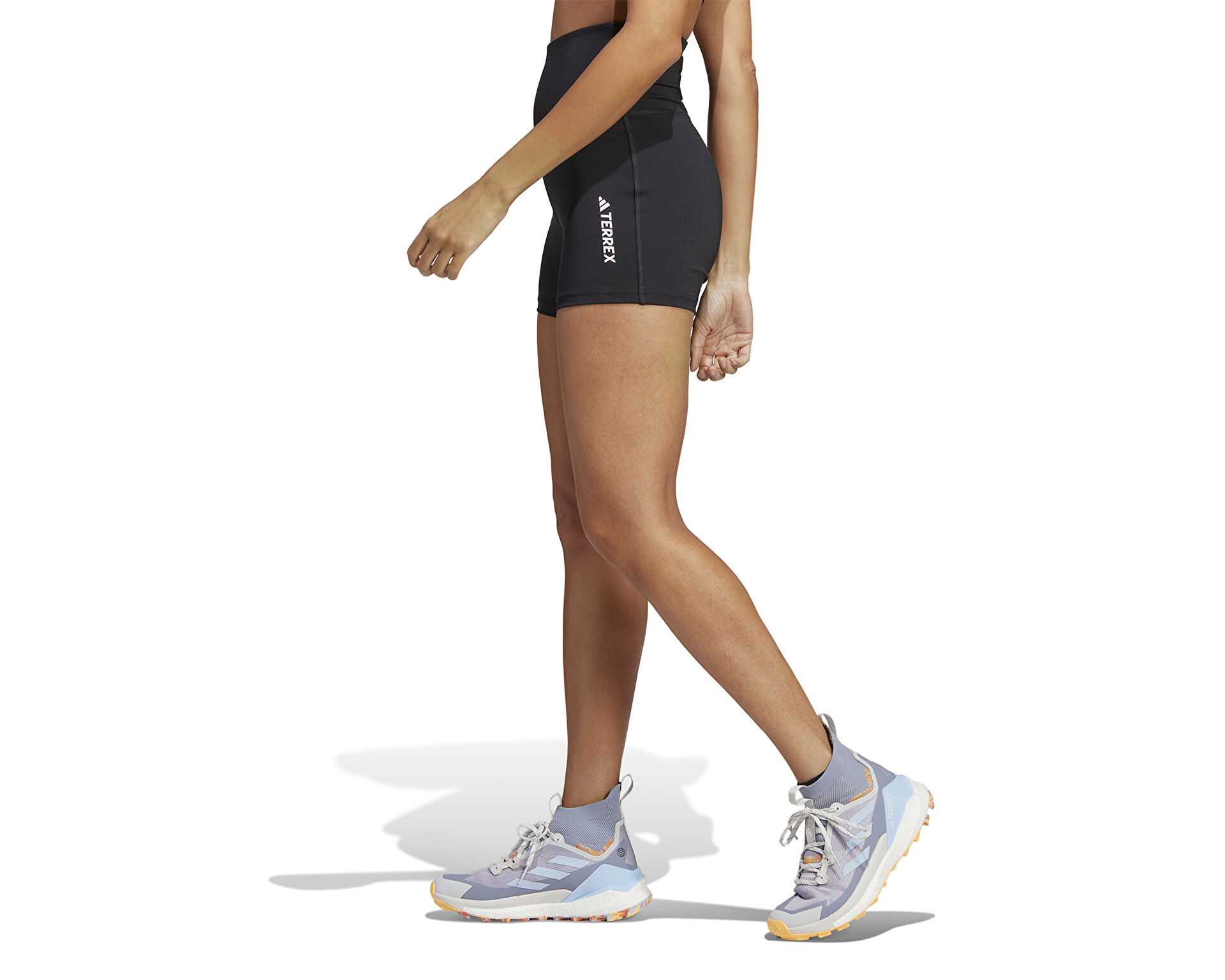 لباس ورزشی W Mt Shorts