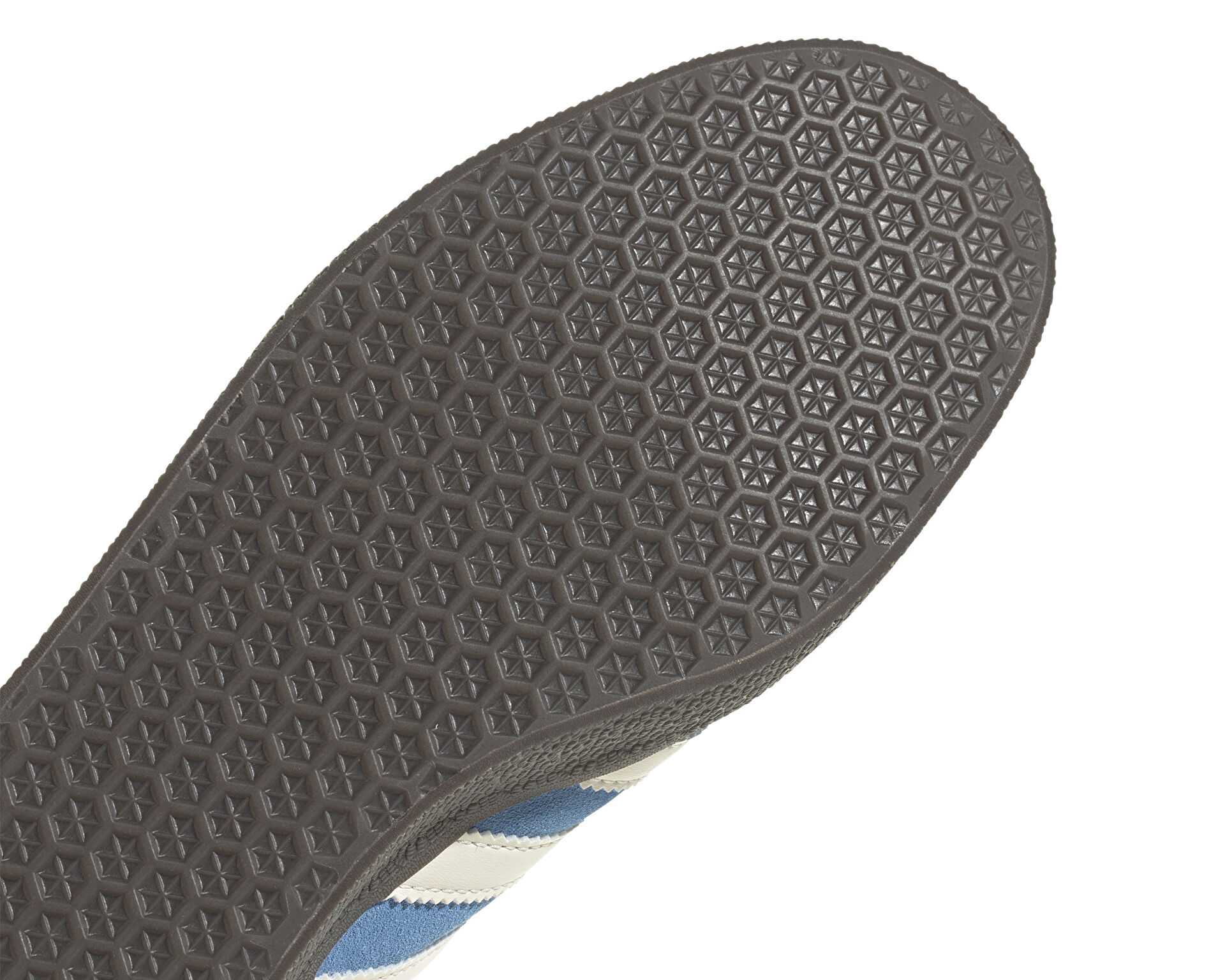کفش های روزانه Adidas Gazelle Indoor