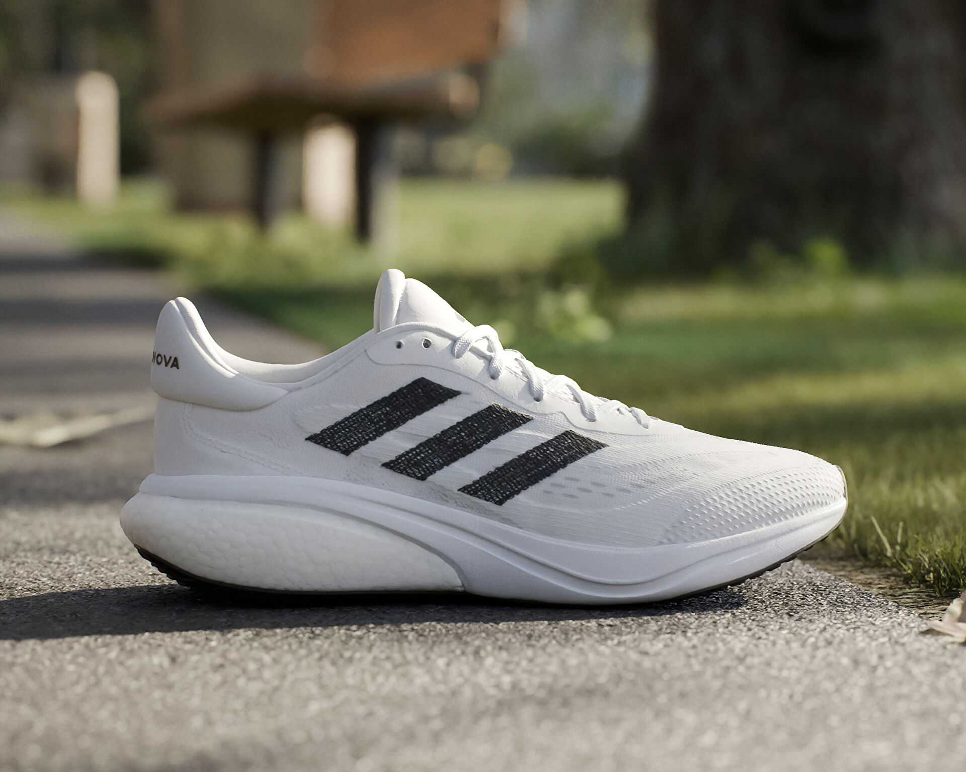 کفش دویدن Supernova 2 M