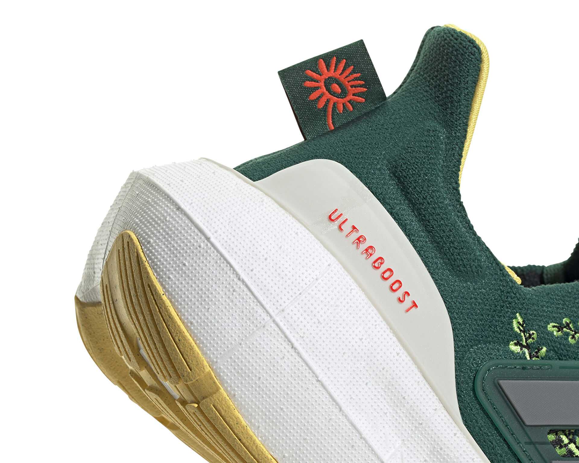 کفش دویدن Ultraboost 22