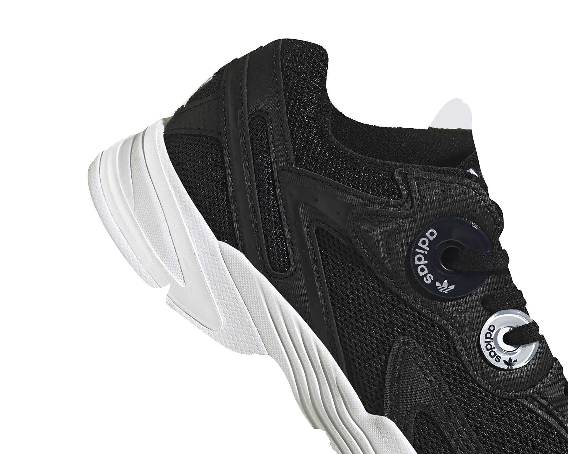 کفش های روزانه Adidas Astır W