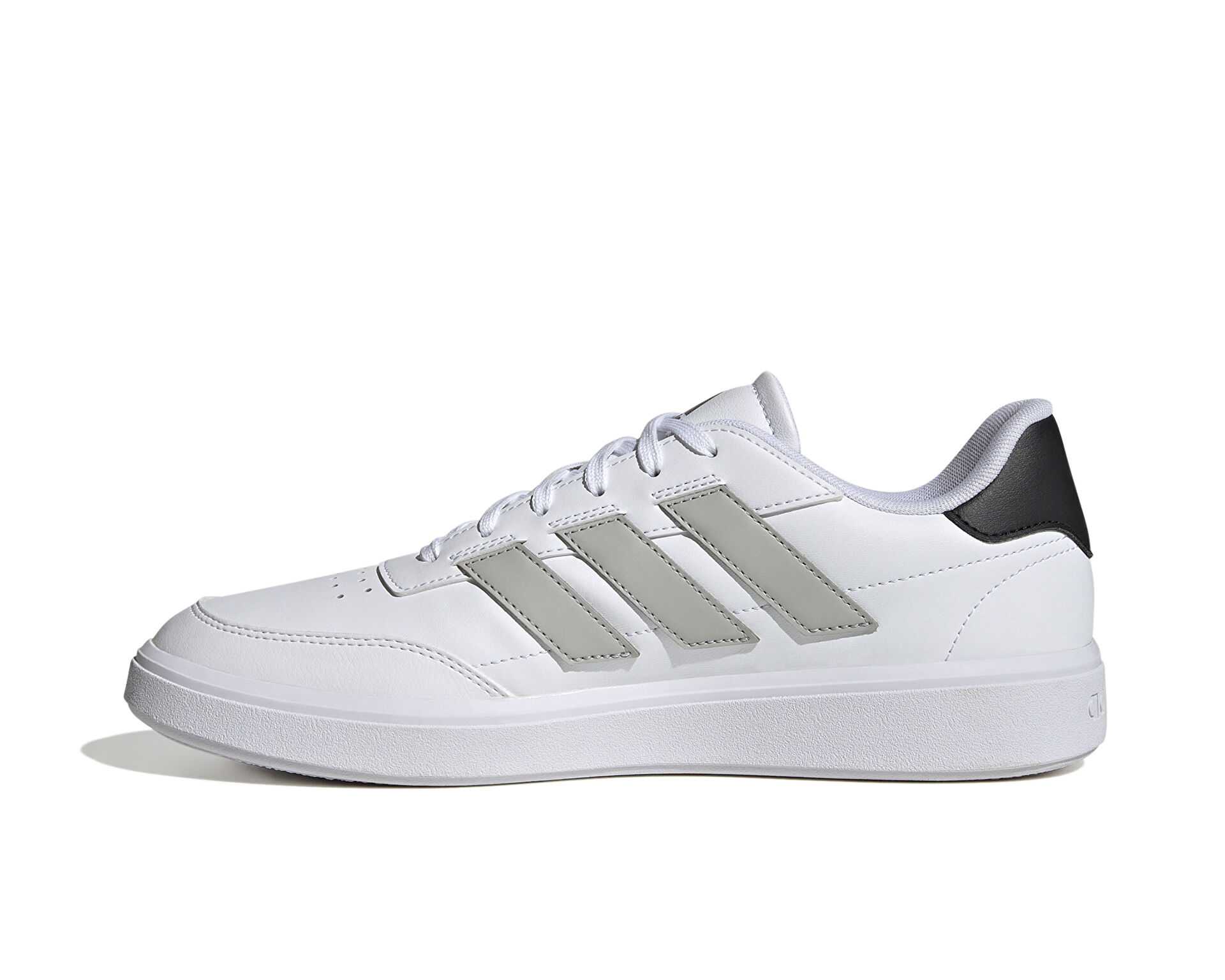 کفش های روزانه Adidas Courtblock