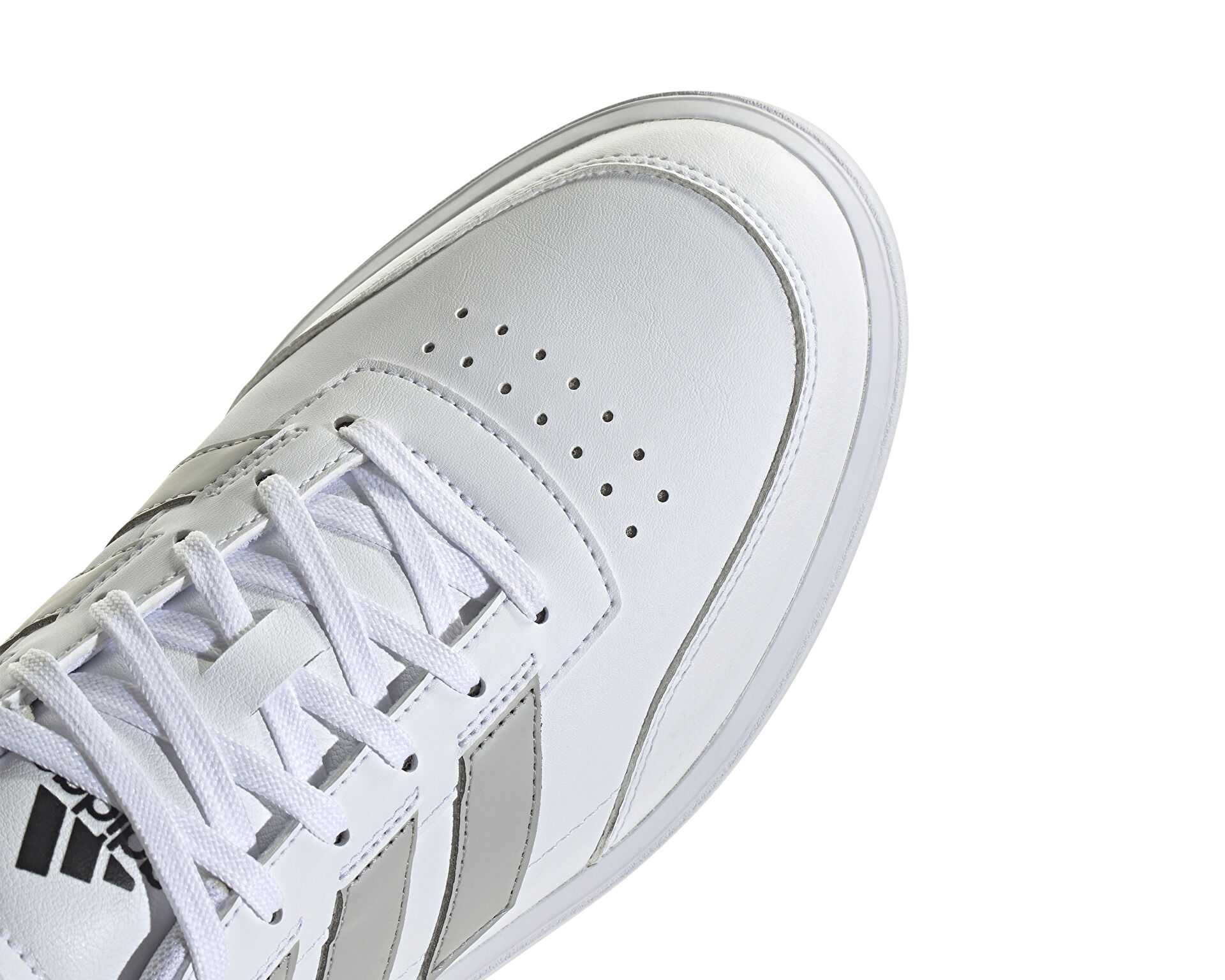 کفش های روزانه Adidas Courtblock