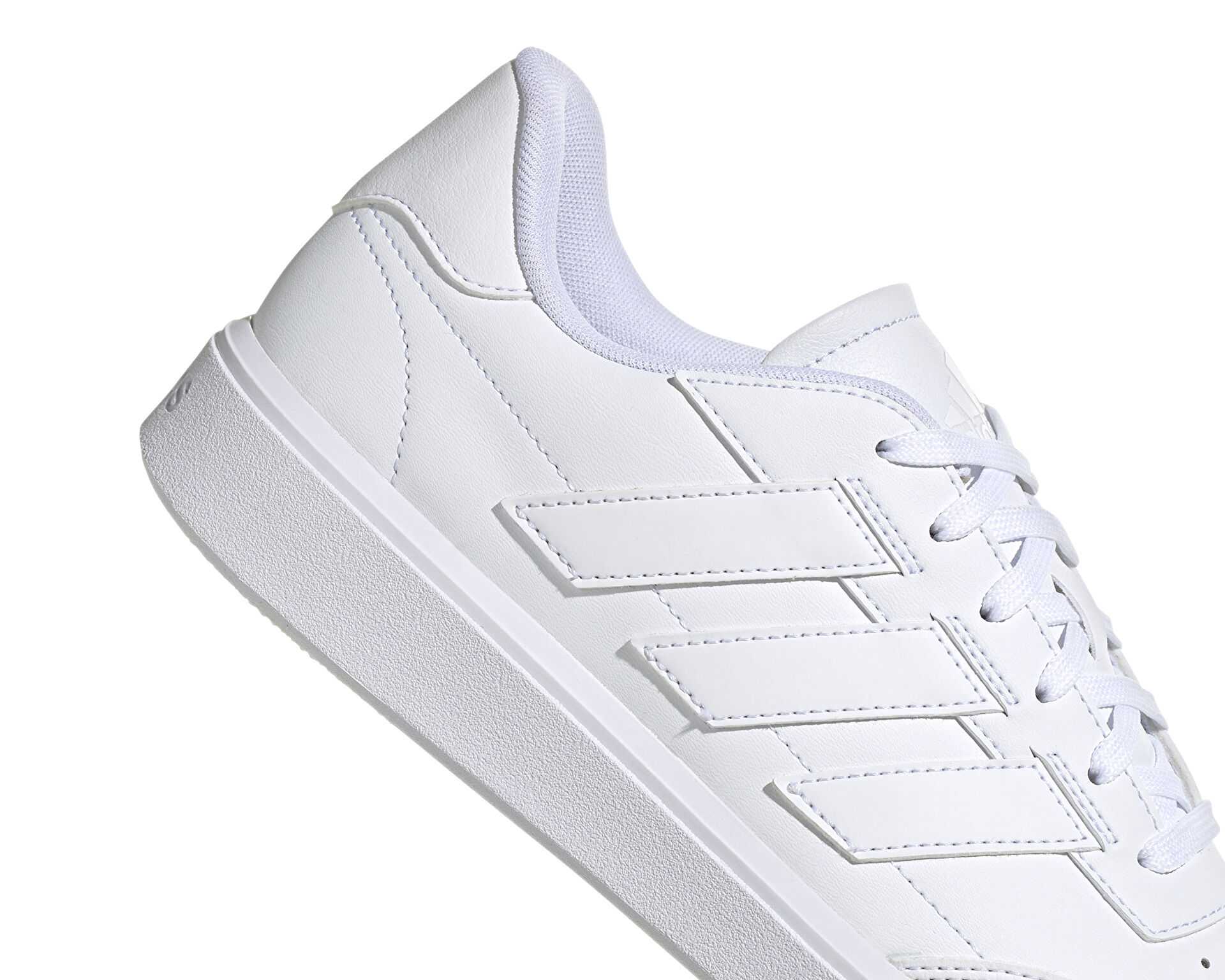 کفش های روزانه Adidas Courtblock