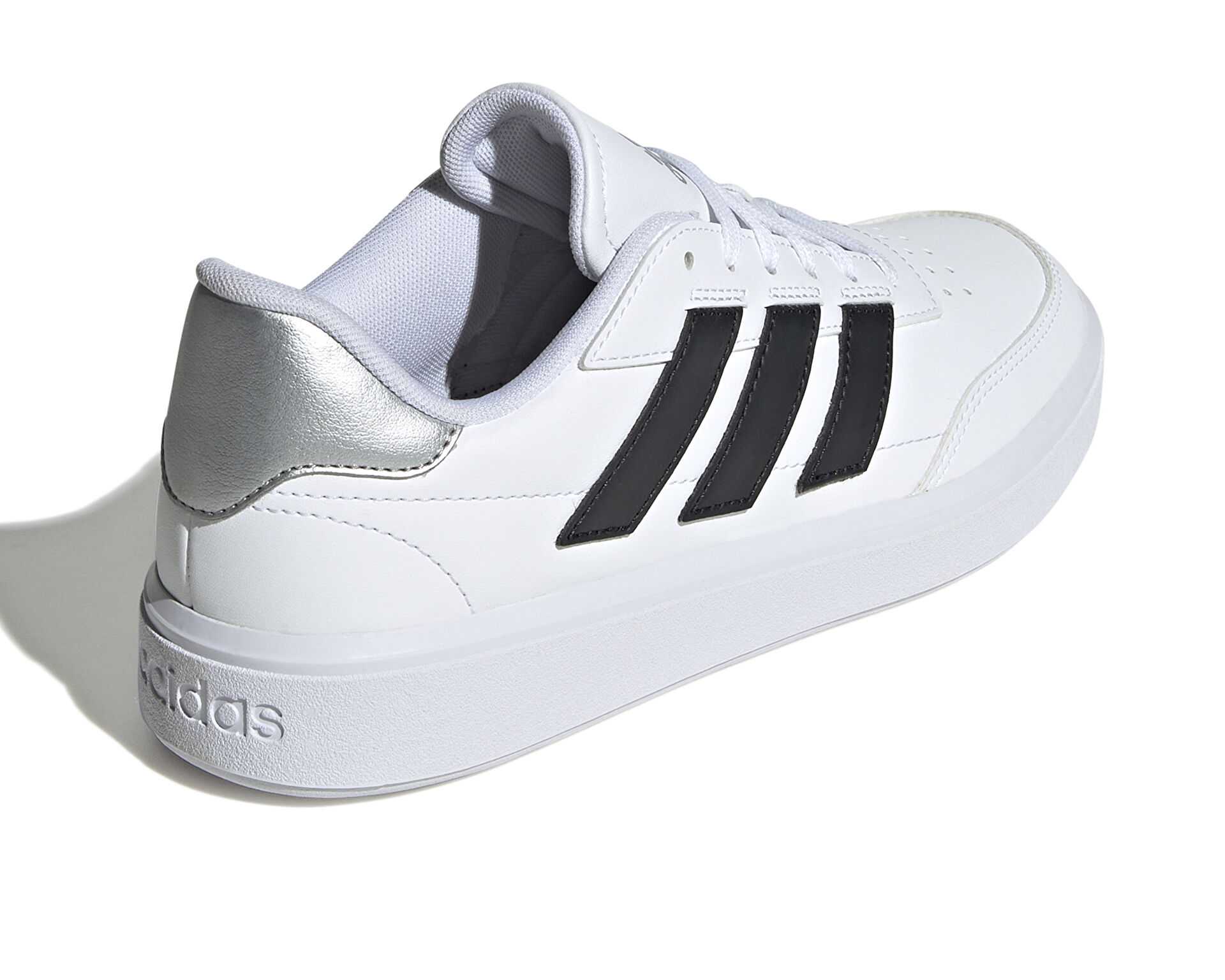 کفش های روزانه Adidas Courtblock