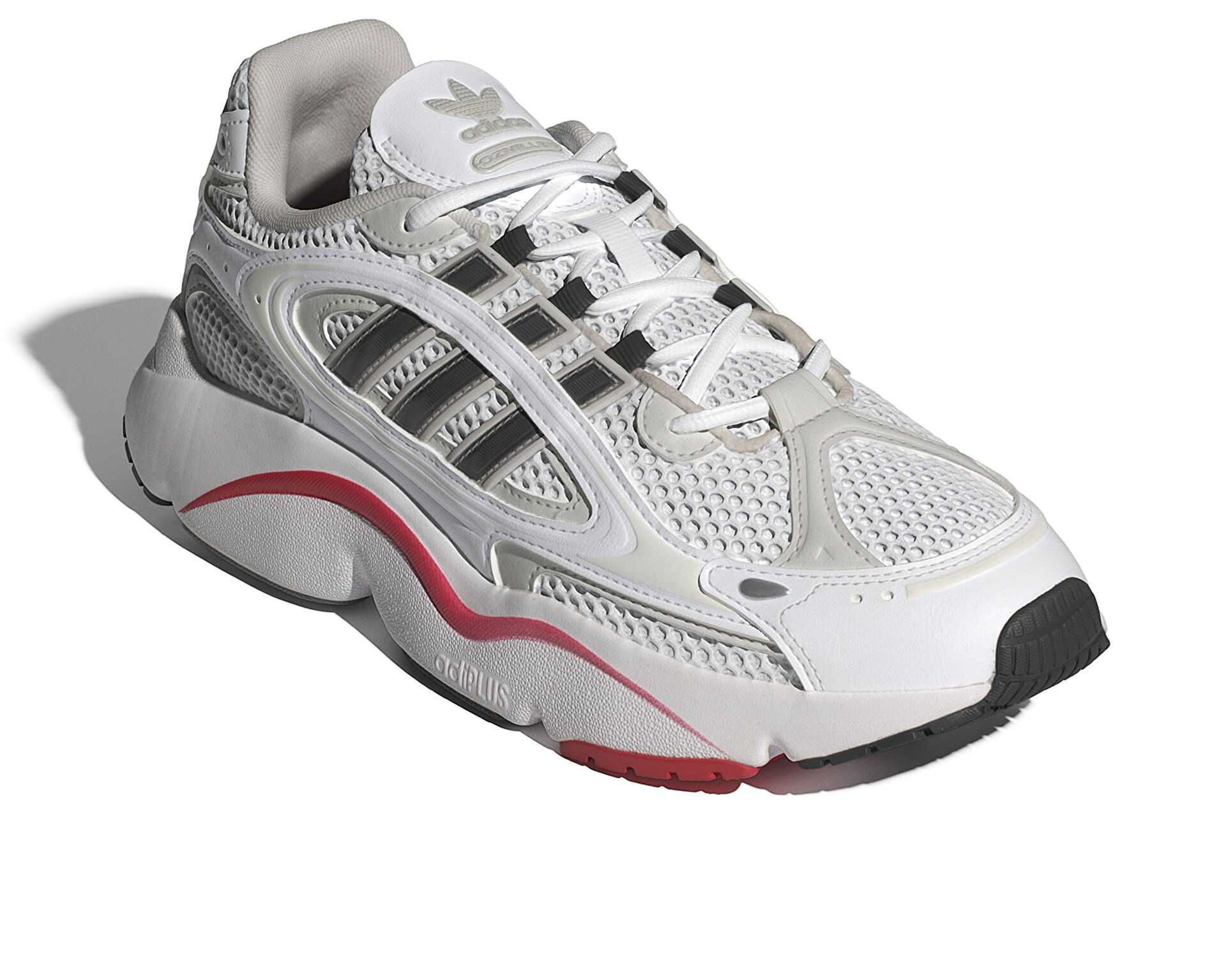 کفش های روزانه Adidas Ozmillen
