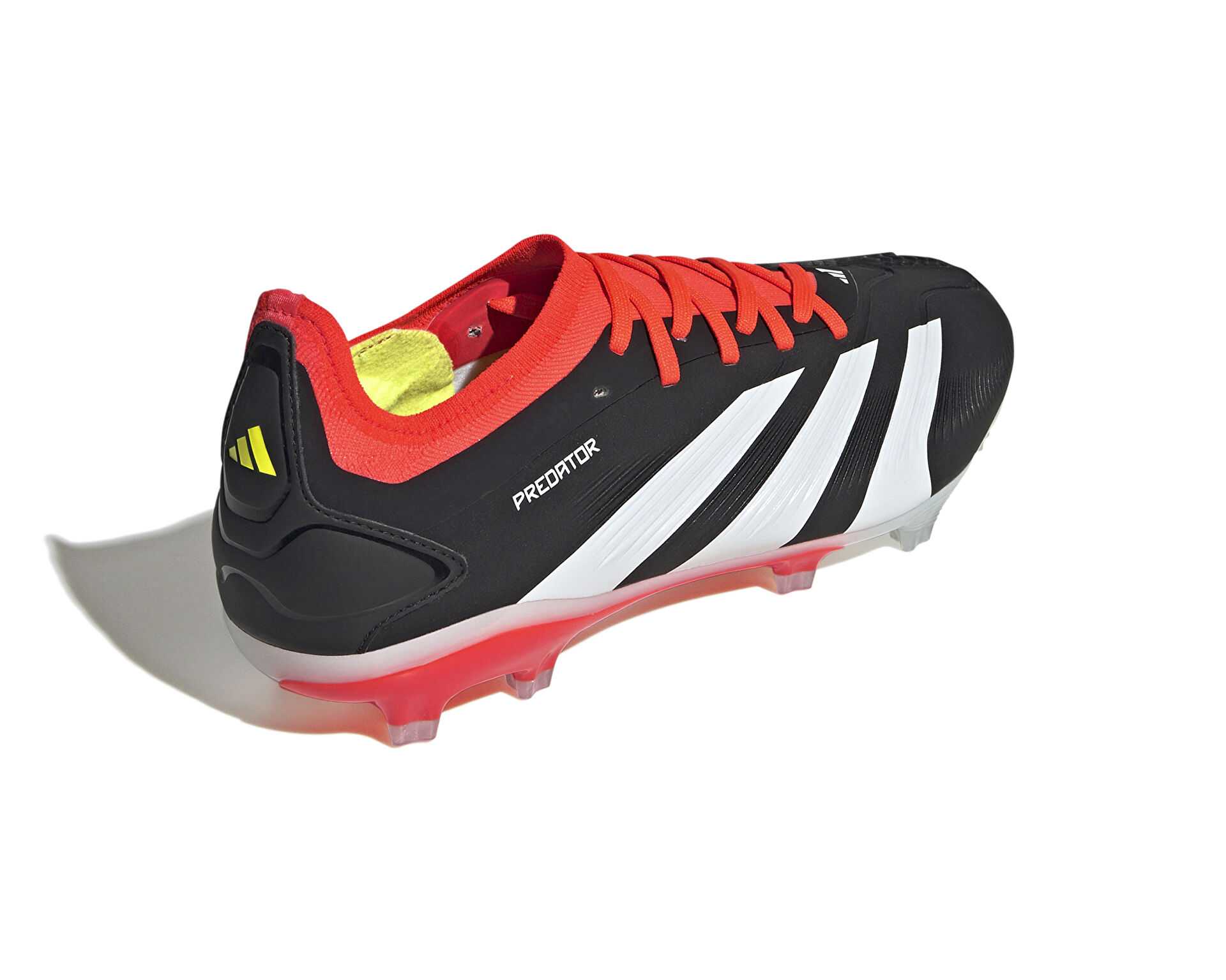 کفش فوتبال چمن Predator Pro Fg