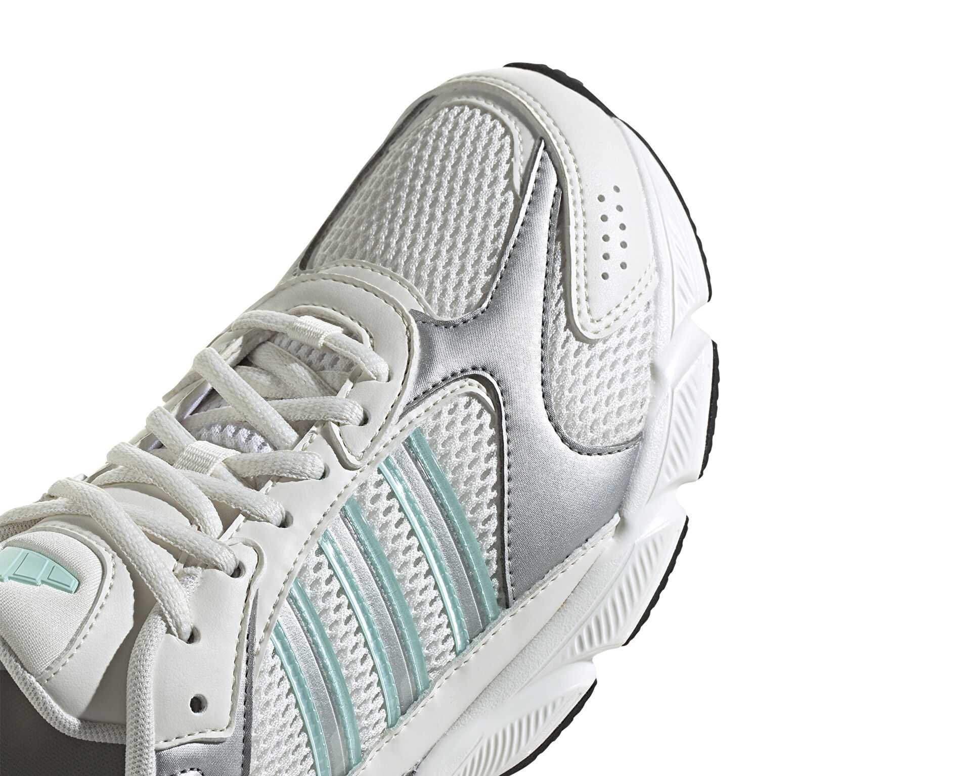 کفش های روزانه Adidas Crzychaos 2000