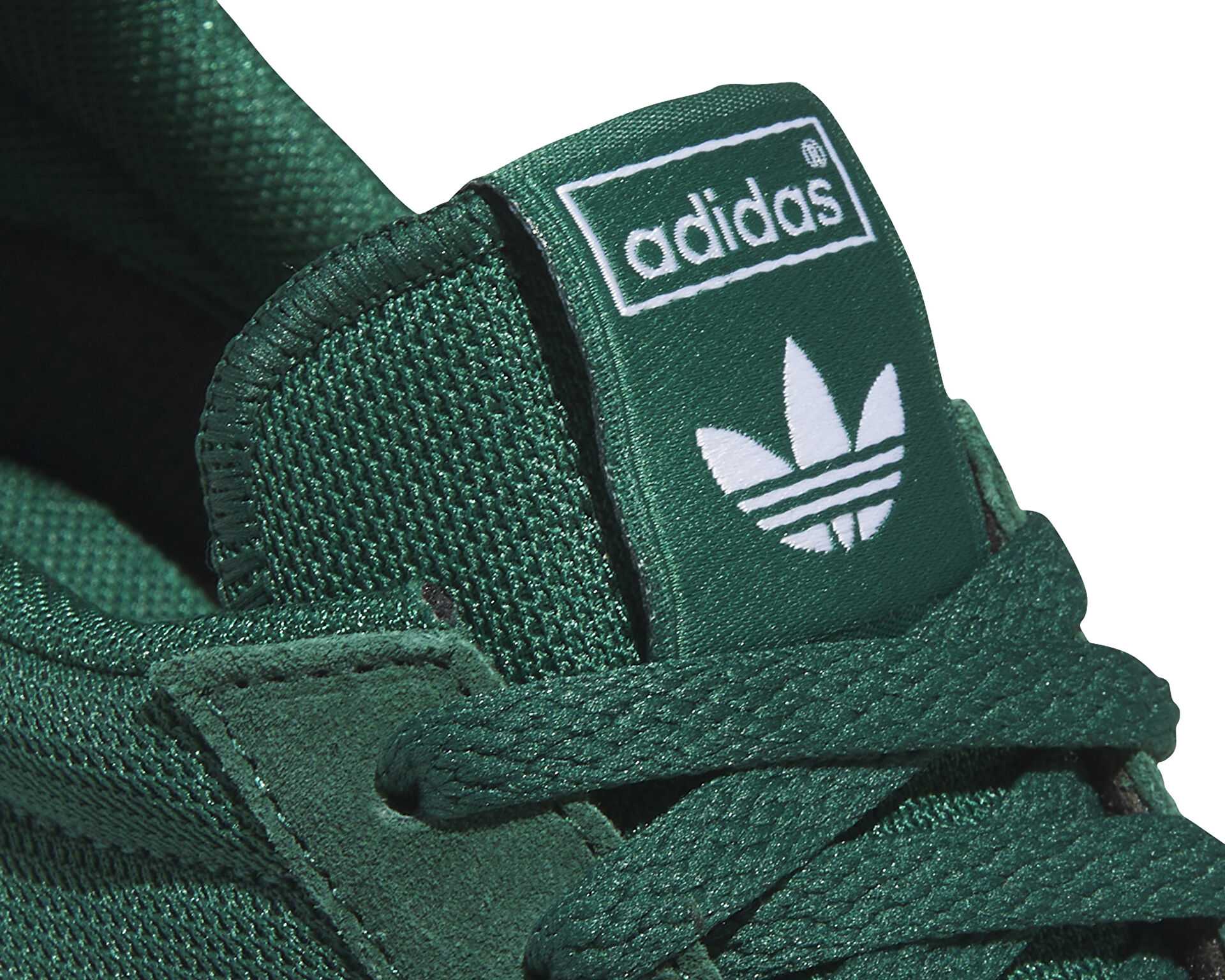کفش های روزانه Adidas R71