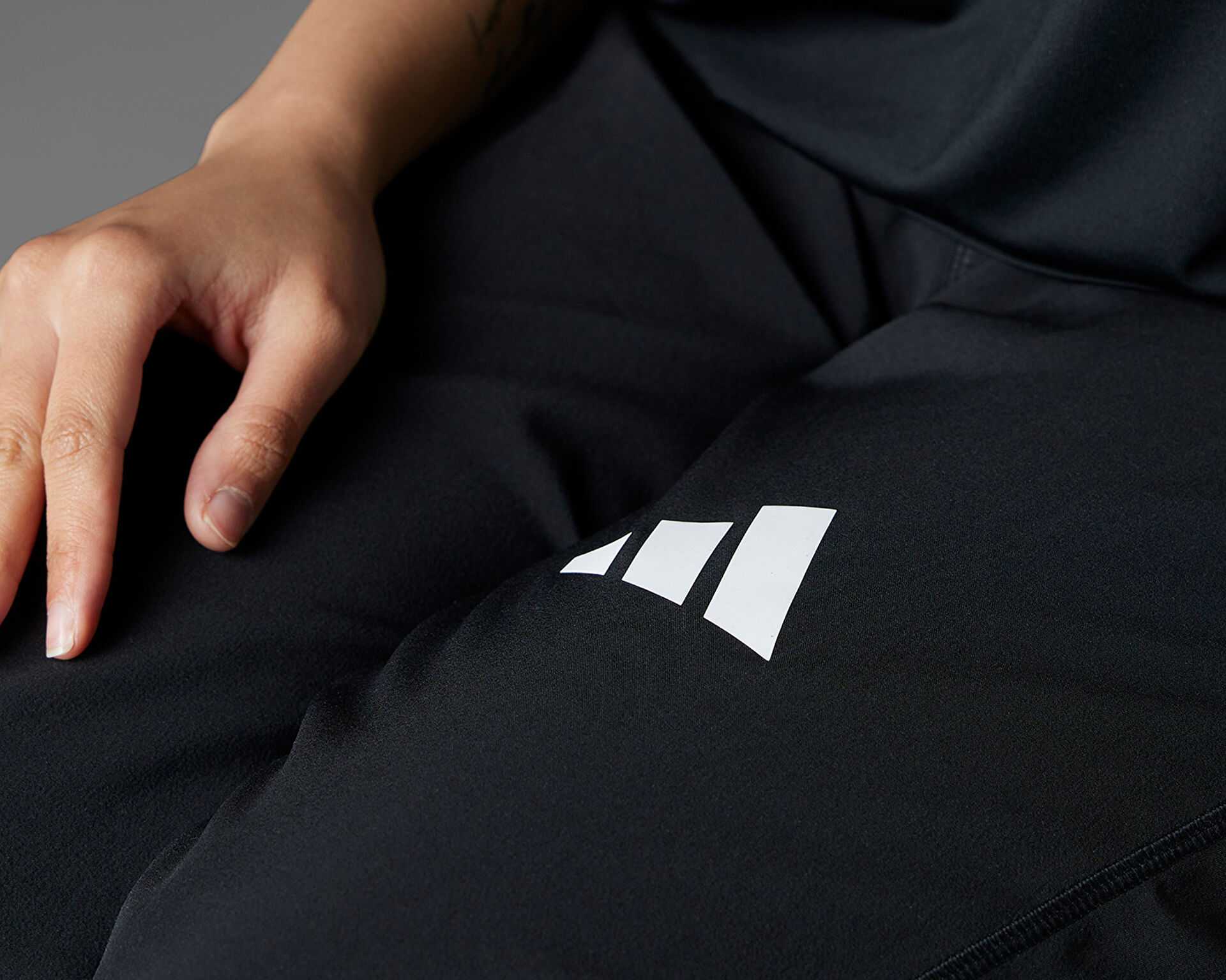 آموزش شلوار گرمکن Adidas Wtr Adapt Pant