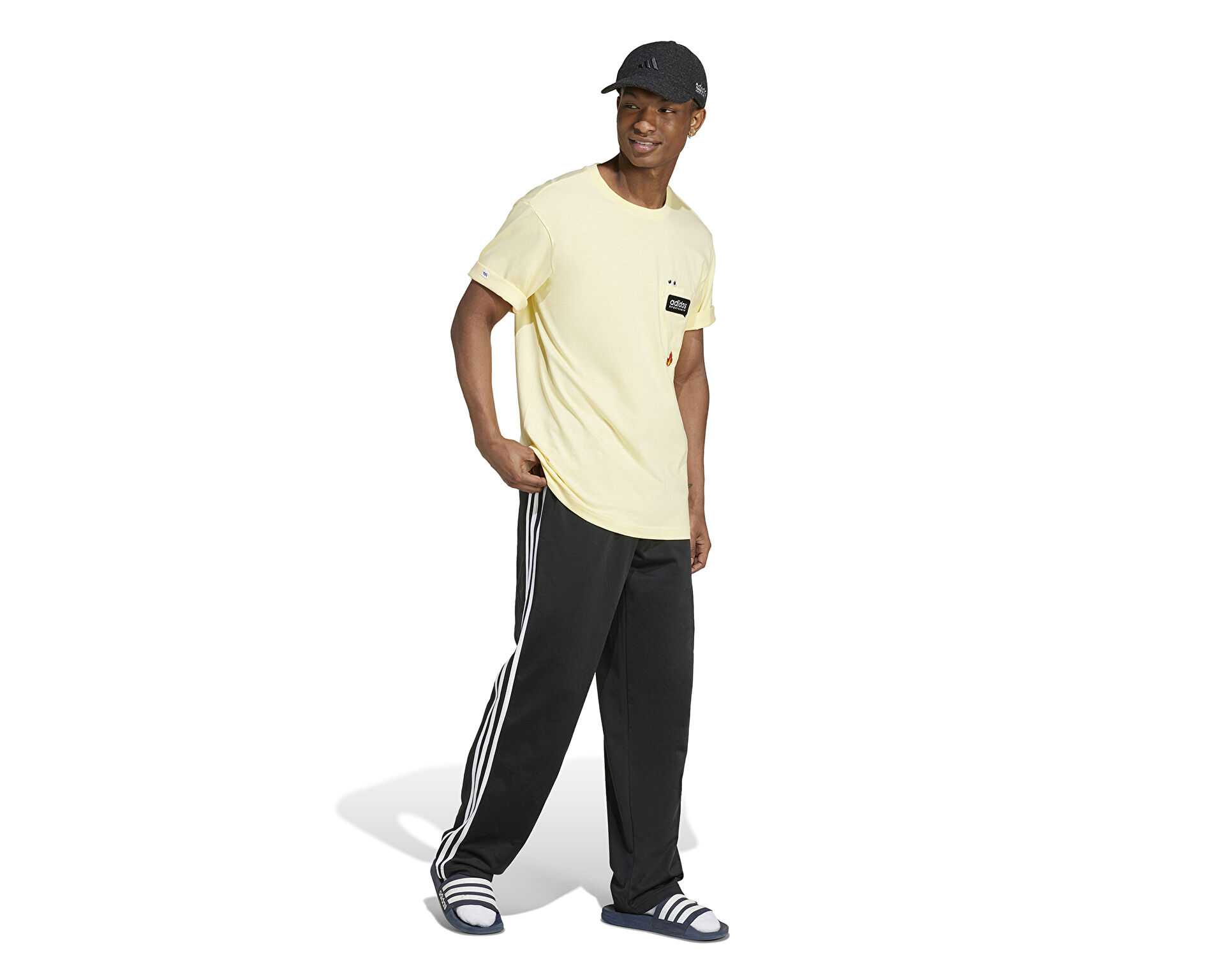 تیشرت روزانه Adidas M Remoji Pkt T
