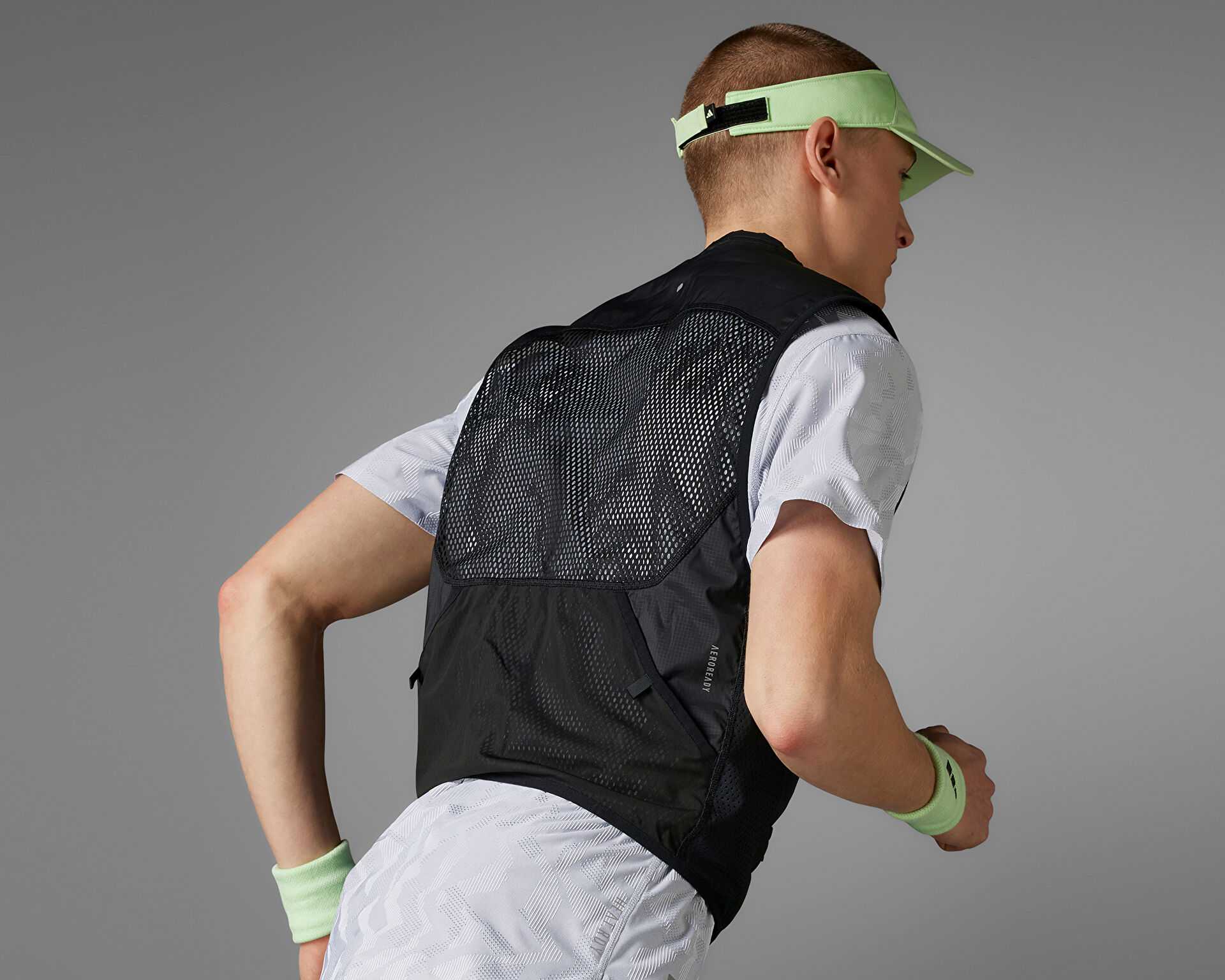 جلیقه دویدن Adidas Ult Pkt Vest