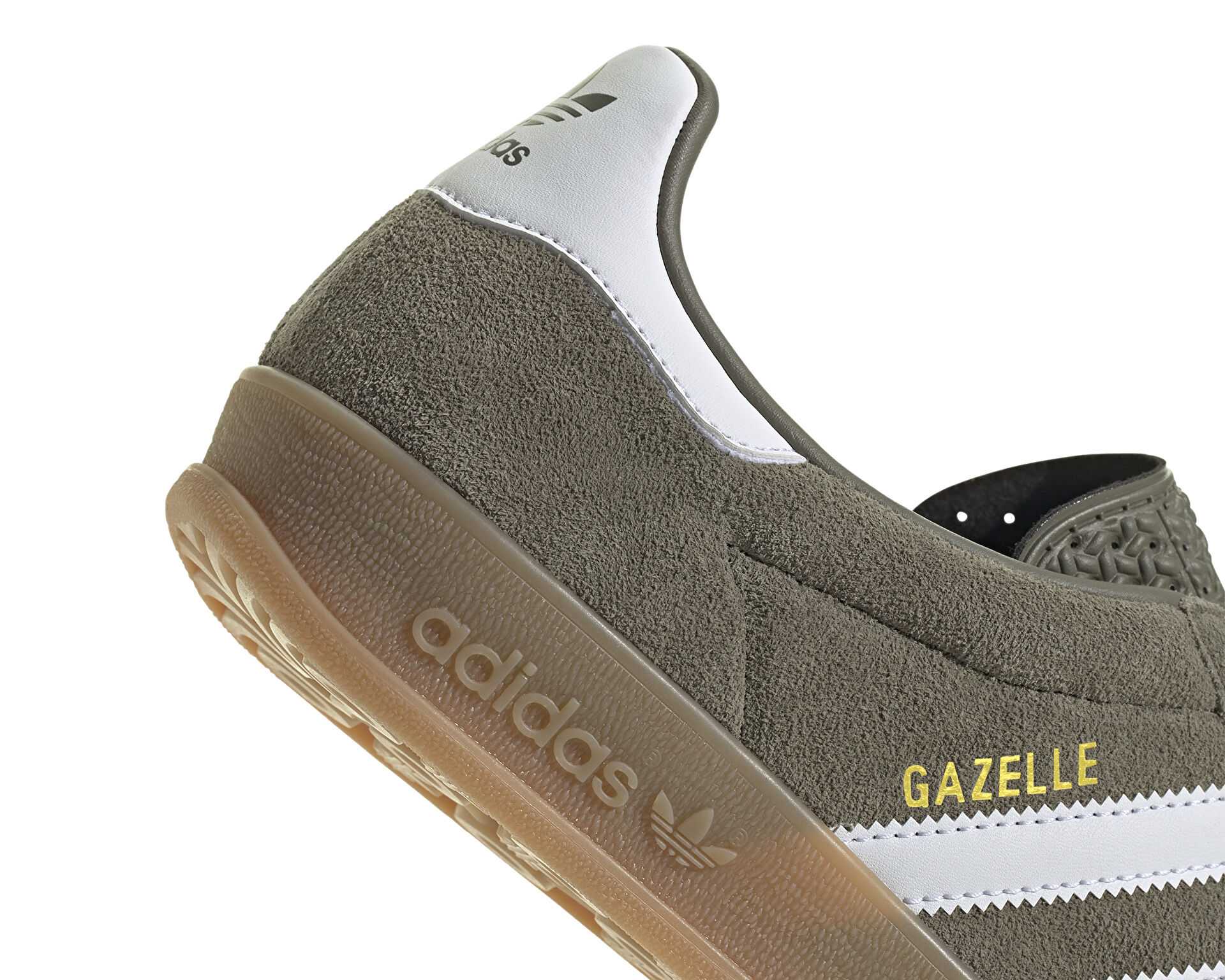 کفش های روزانه Adidas Gazelle 85