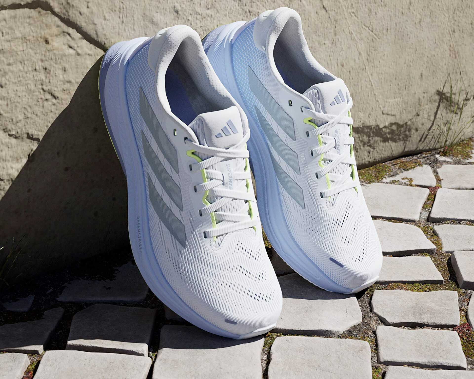 کفش دویدن Supernova Stride W