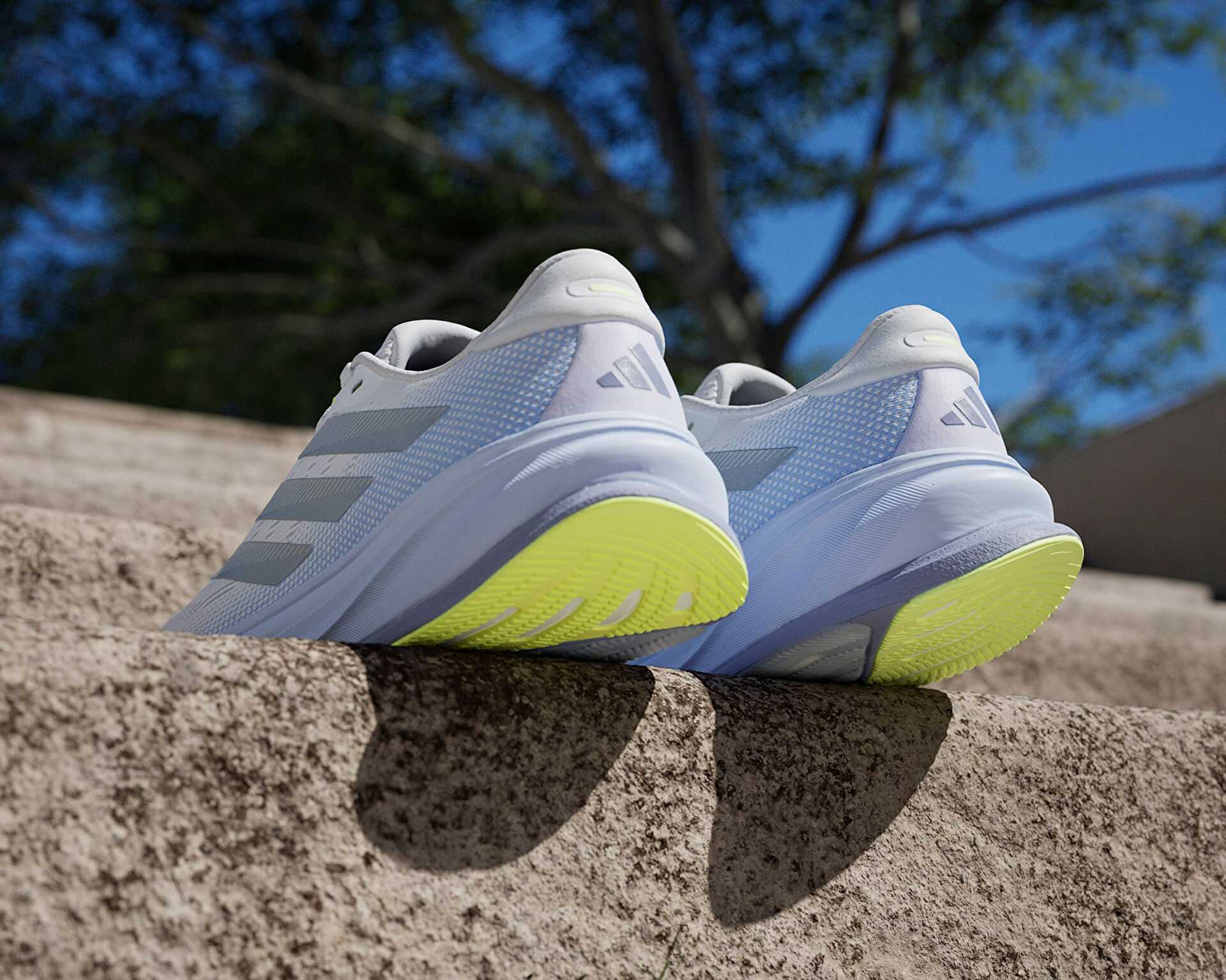 کفش دویدن Supernova Stride W