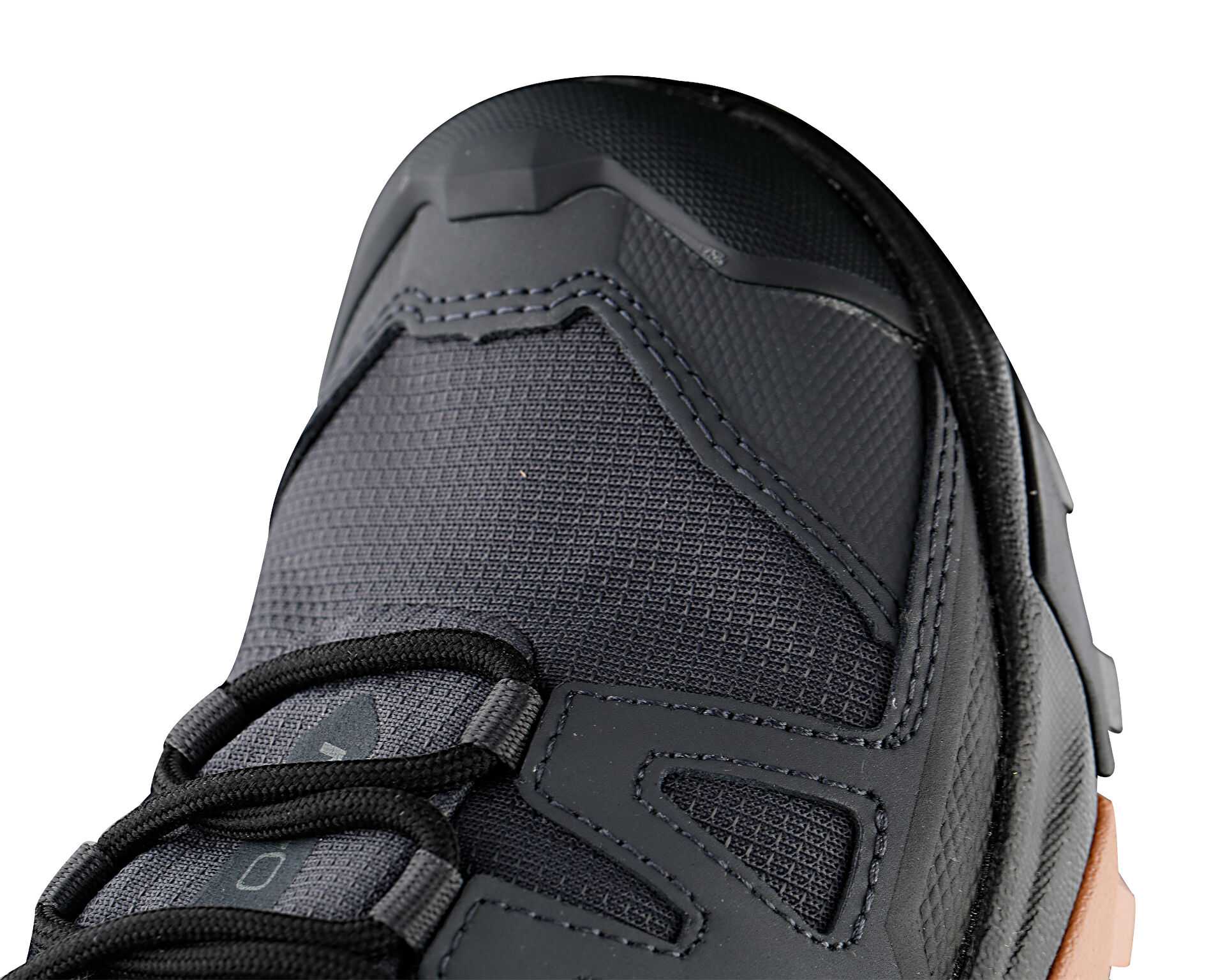 چکمه و کفش کوهنوردی X Ultra 4 Mid Gtx
